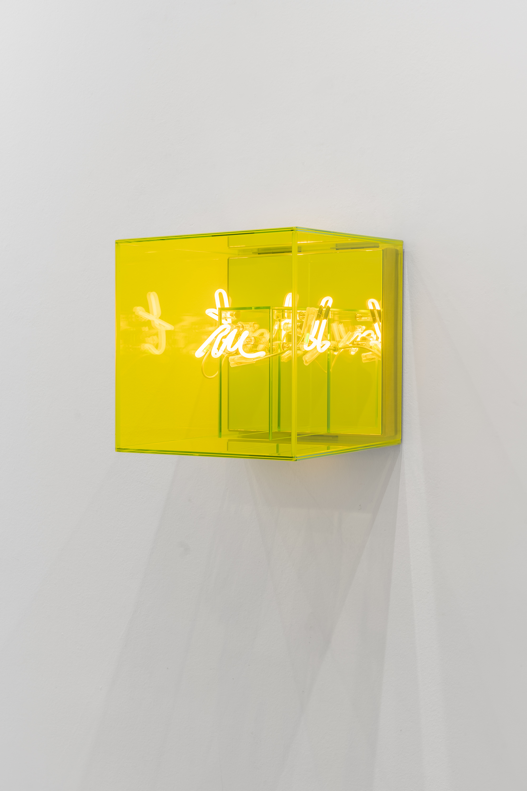 Brigitte Kowanz, tmi, 2021, courtesy of max goelitz, copyright of the artist, photo: Dirk Tacke