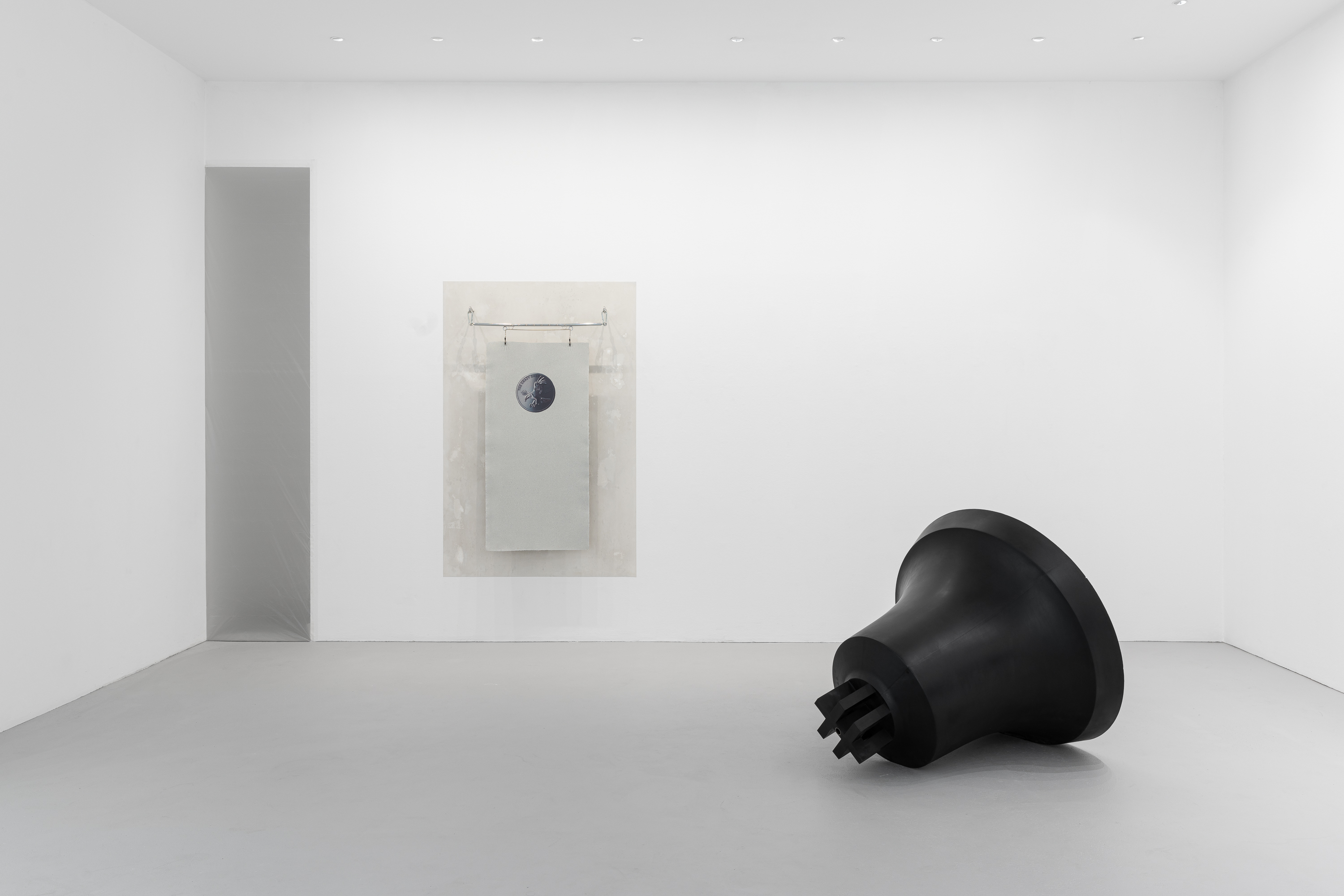 Installation view, night of uncertainty, 2024, courtesy of max goelitz, copyright of the artists, photo: Dirk Tacke