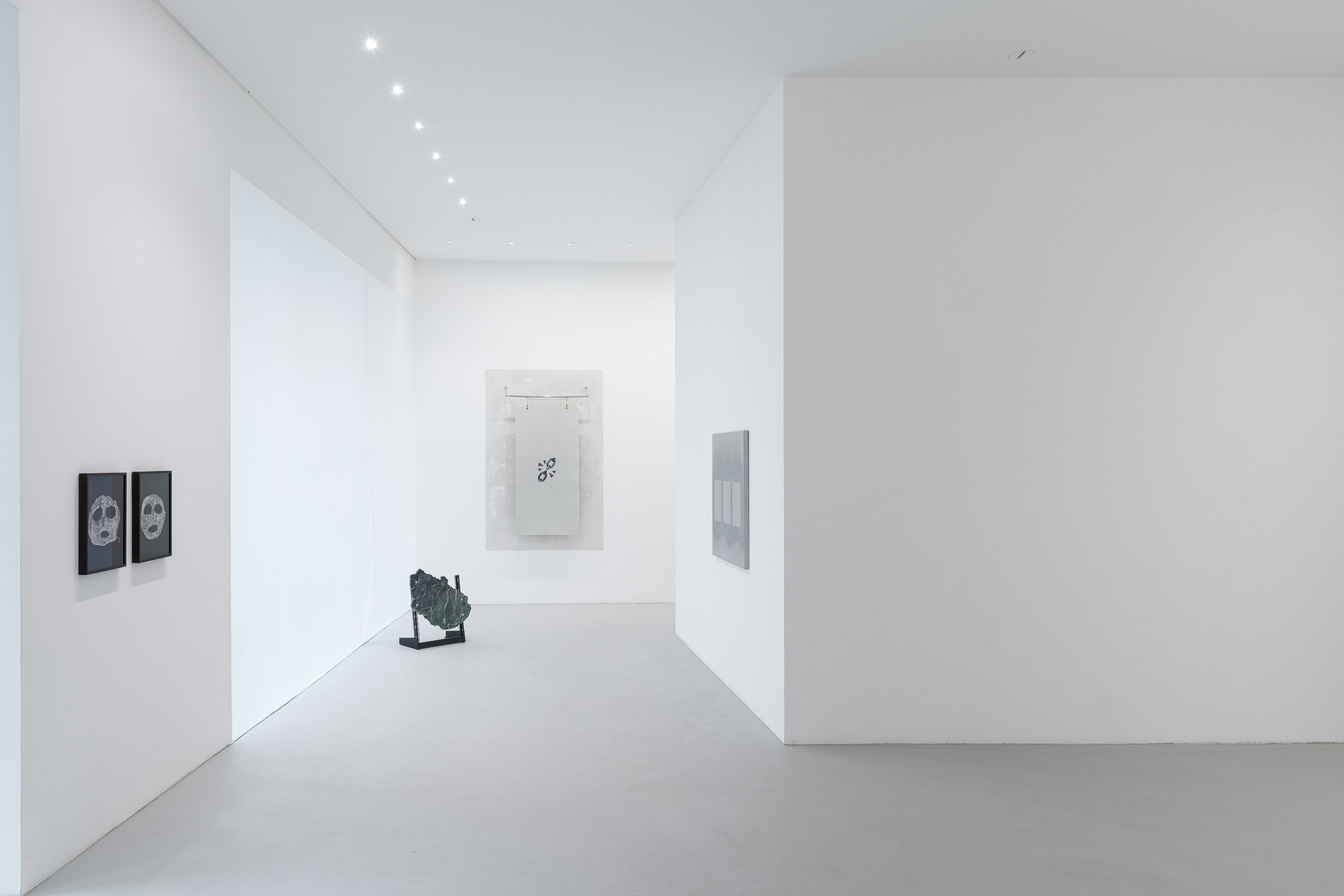 Installation view, night of uncertainty, 2024, courtesy of max goelitz, copyright of the artists, photo: Dirk Tacke
