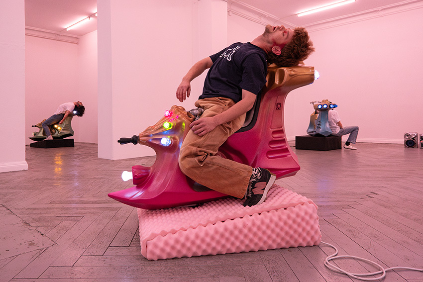 Performance view, 2024 courtesy the artist and EIGEN + ART Lab.