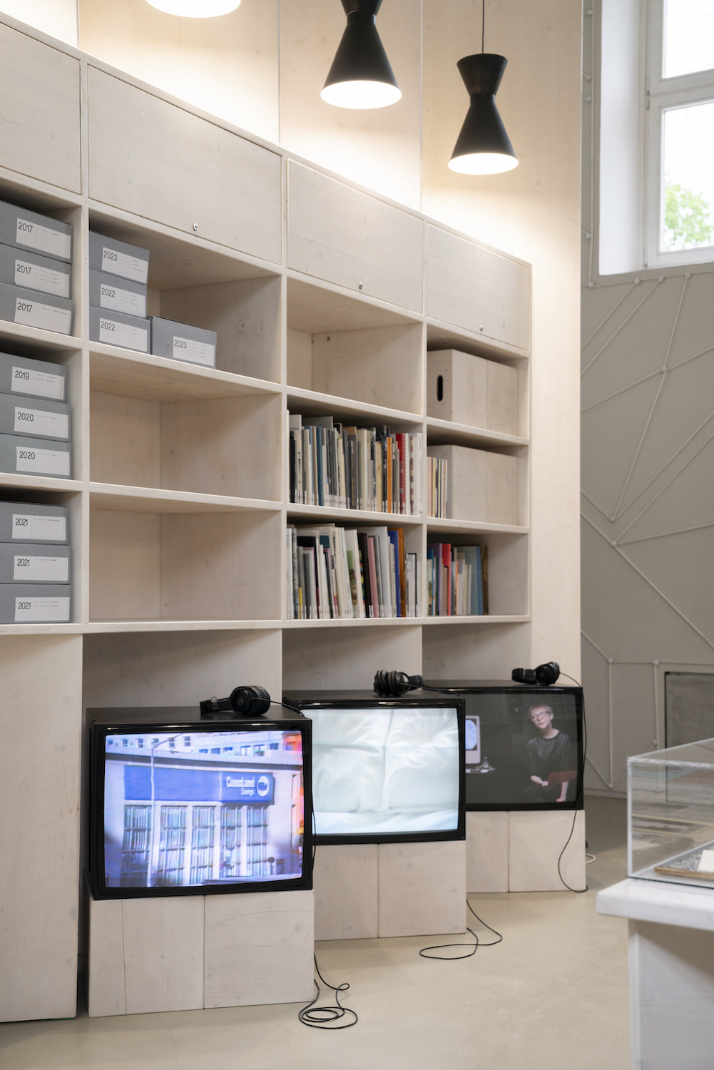 Installation view: Constance DeJong, Selected printed matter and videos, Archive Space, Kunstverein MĂĽnchen, Munich, 2024. Courtesy the artist, Bureau, New York, and Kunstverein MĂĽnchen e.V..