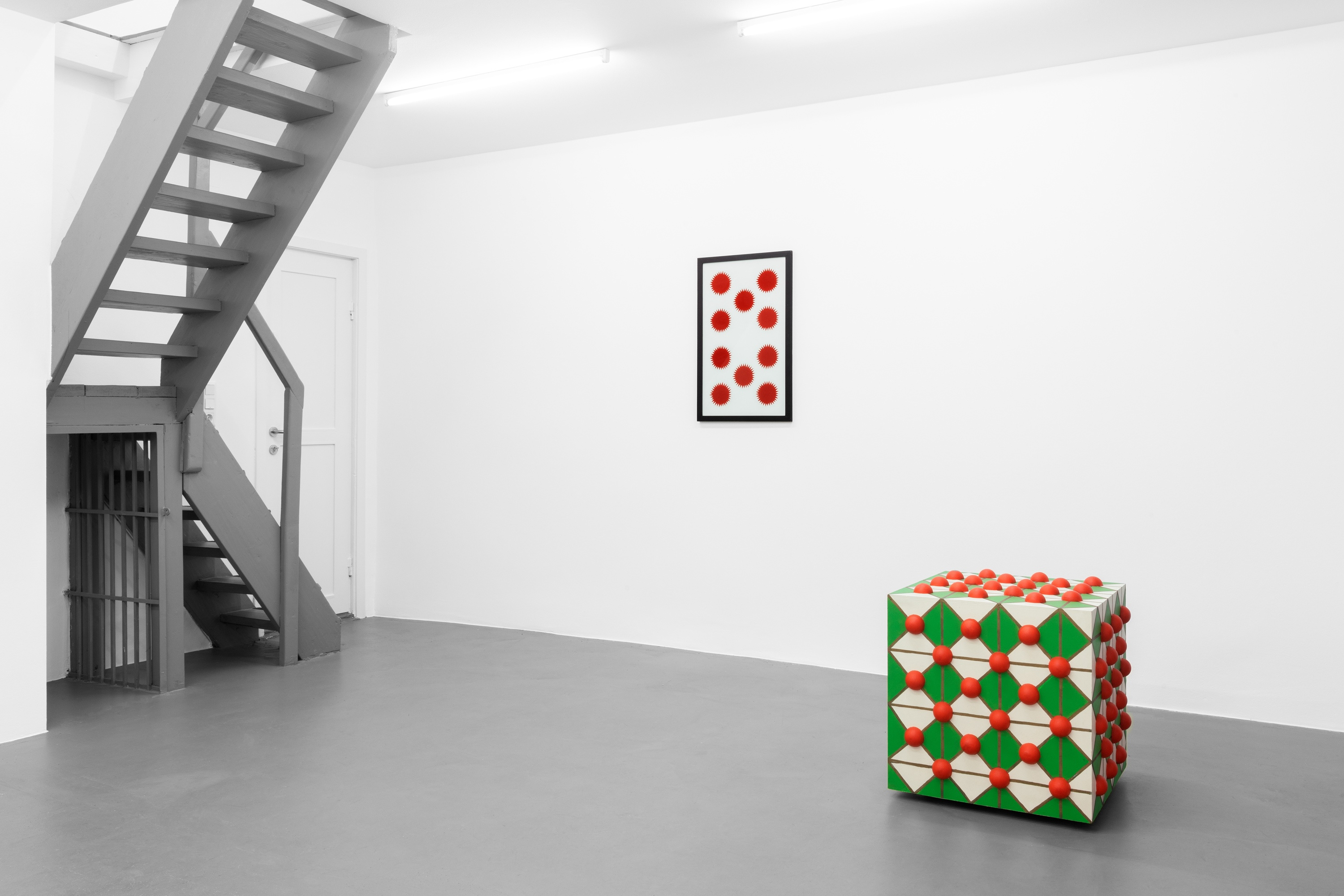 Elke Denda, Schleifen, Installation view, EXILE Vienna, 2024