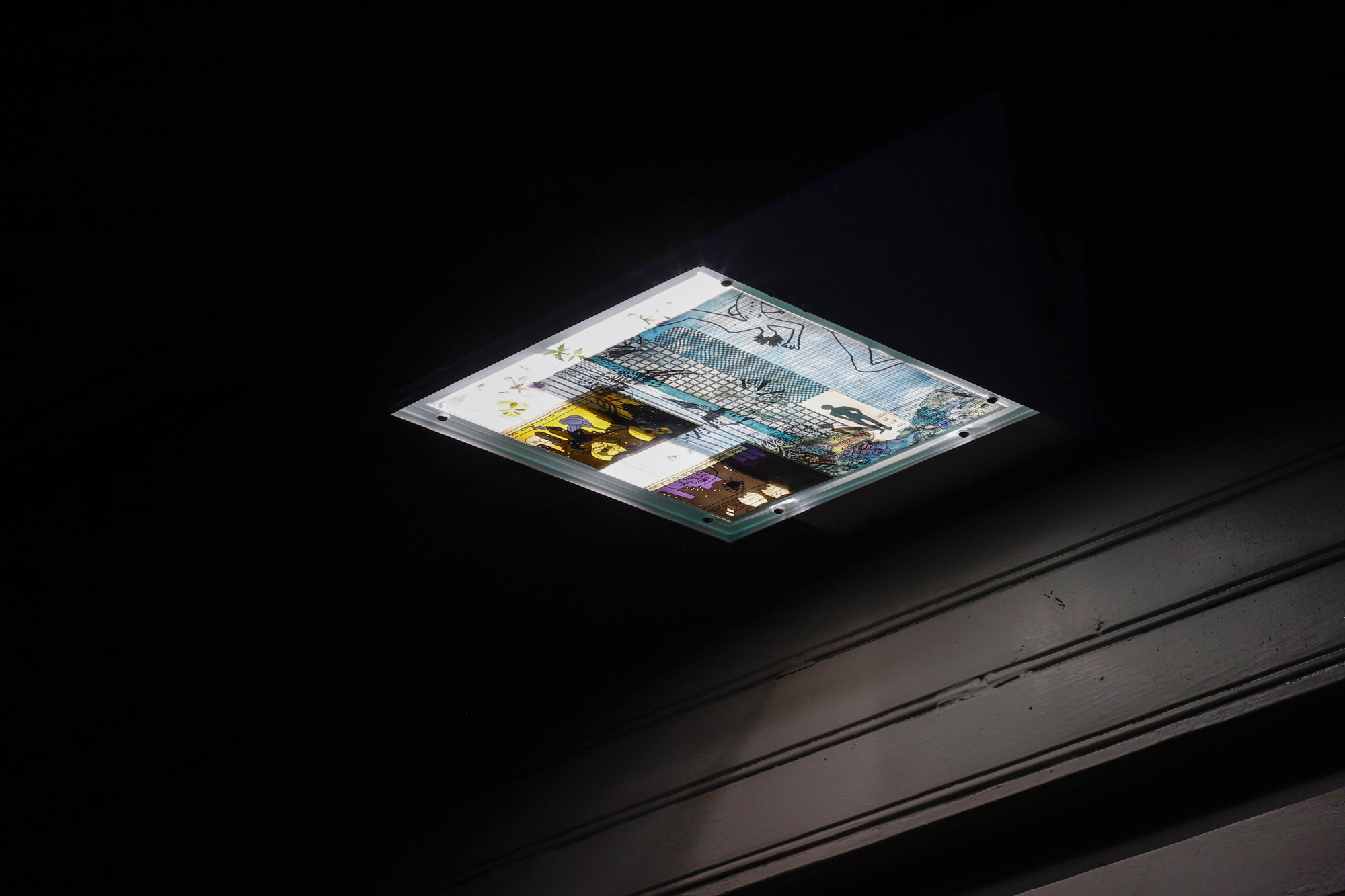 Clément Faydit & Rozenn Voyer, La Face (la Douche), collage, flowers, LED light, 2024. Photo: Bruno Silva. La Face was created with the support of the Fondation des Artistes.