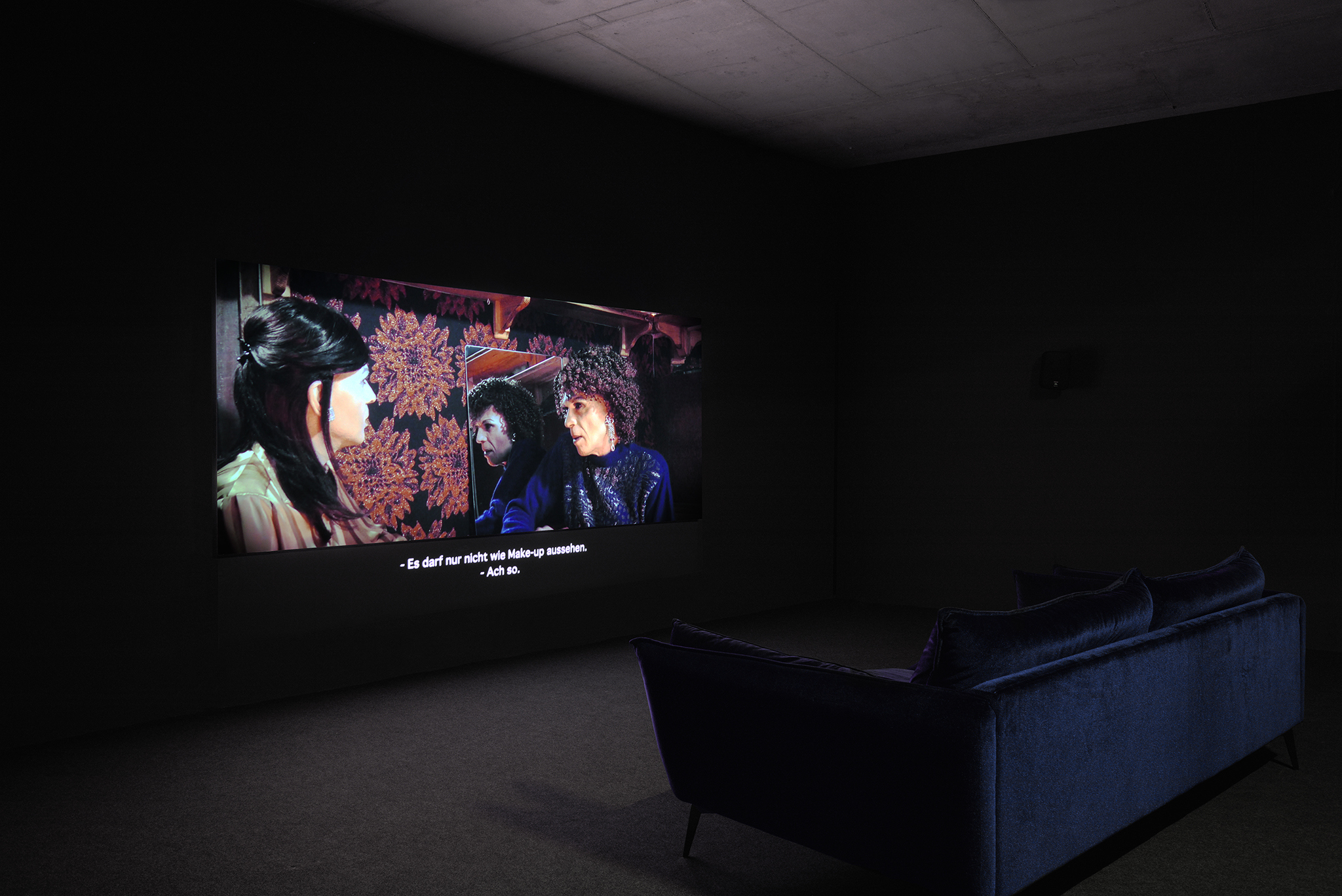 Brice Dellsperger, Body Double 40 (2024), 1 channel video installation, 1â45ââ, loop, color, sound, exhibition view Dortmunder Kunstverein 2024. Courtesy: the artist, Air de Paris, VG Bild-Kunst. Photo: Jens Franke