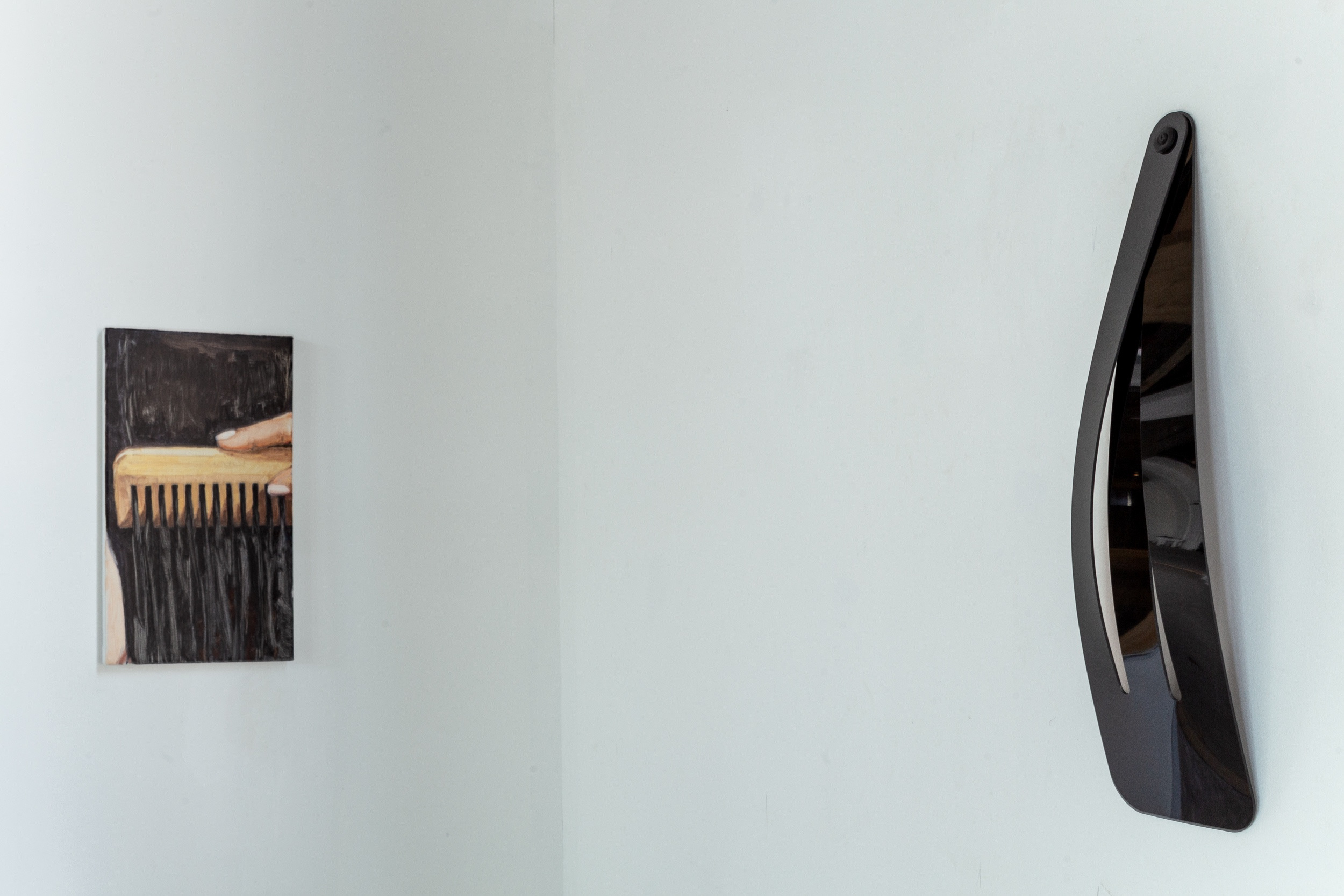 Cuidado Personal, installation view. Dominique Bradbury and Agustina Jarpa at OMA Galeria (Santiago, Chile). Image by Felipe Ugalde