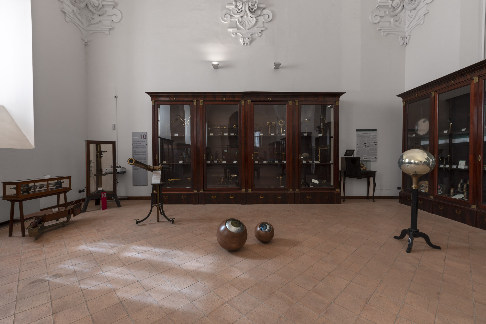 Marta Frėjutė, Untitled (Error), 2024, wood, glass, mixed media. Photo: Maurizio Esposito