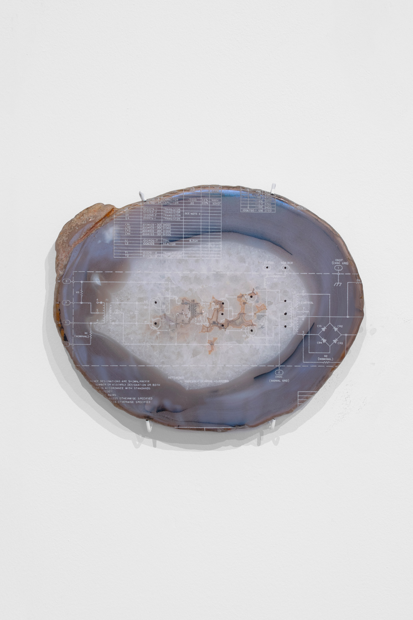 Eyeballing (d7-eL_power.jpg), Rachel Adams, Laser engraved agate, paint, 19 x 16 x 1 cm, 2024