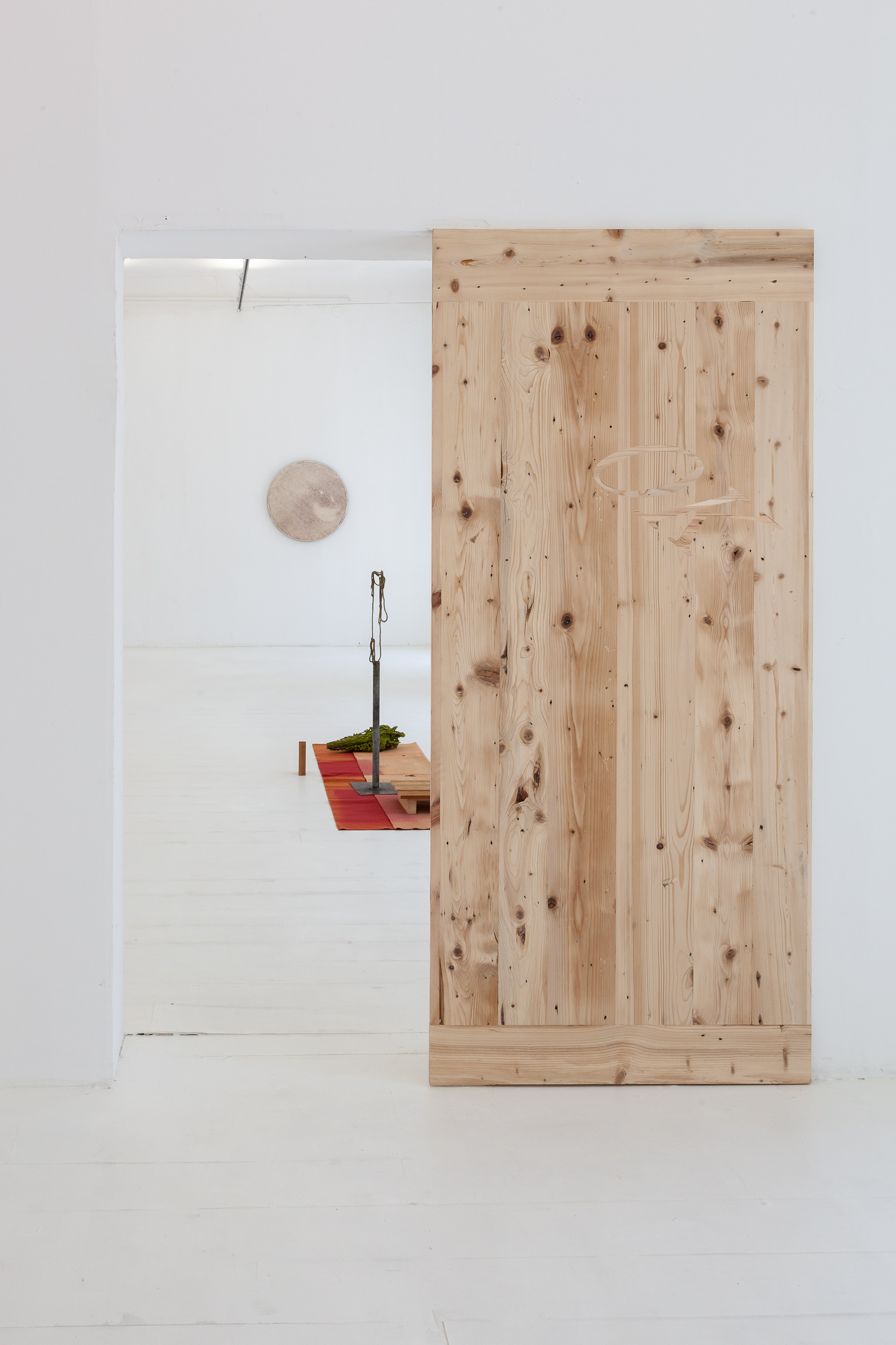 installation view, not knowing