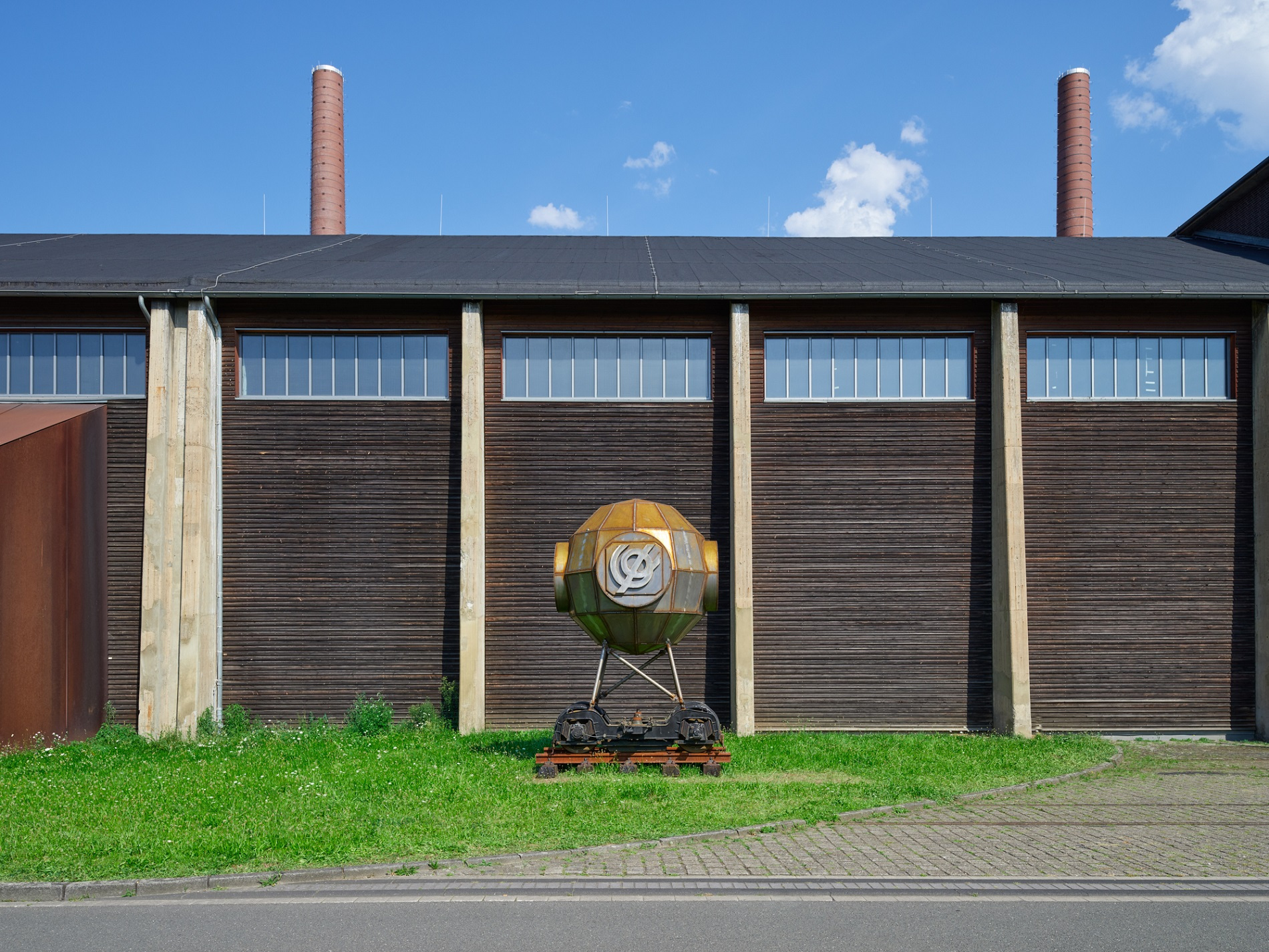 Fedir Tetianych (replica realised by Bögdana Kosmina and Bogdan Tetianych). Biotechnosphere (replica, 2024). Photo: Henning Rogge. Image courtesy of UKR.