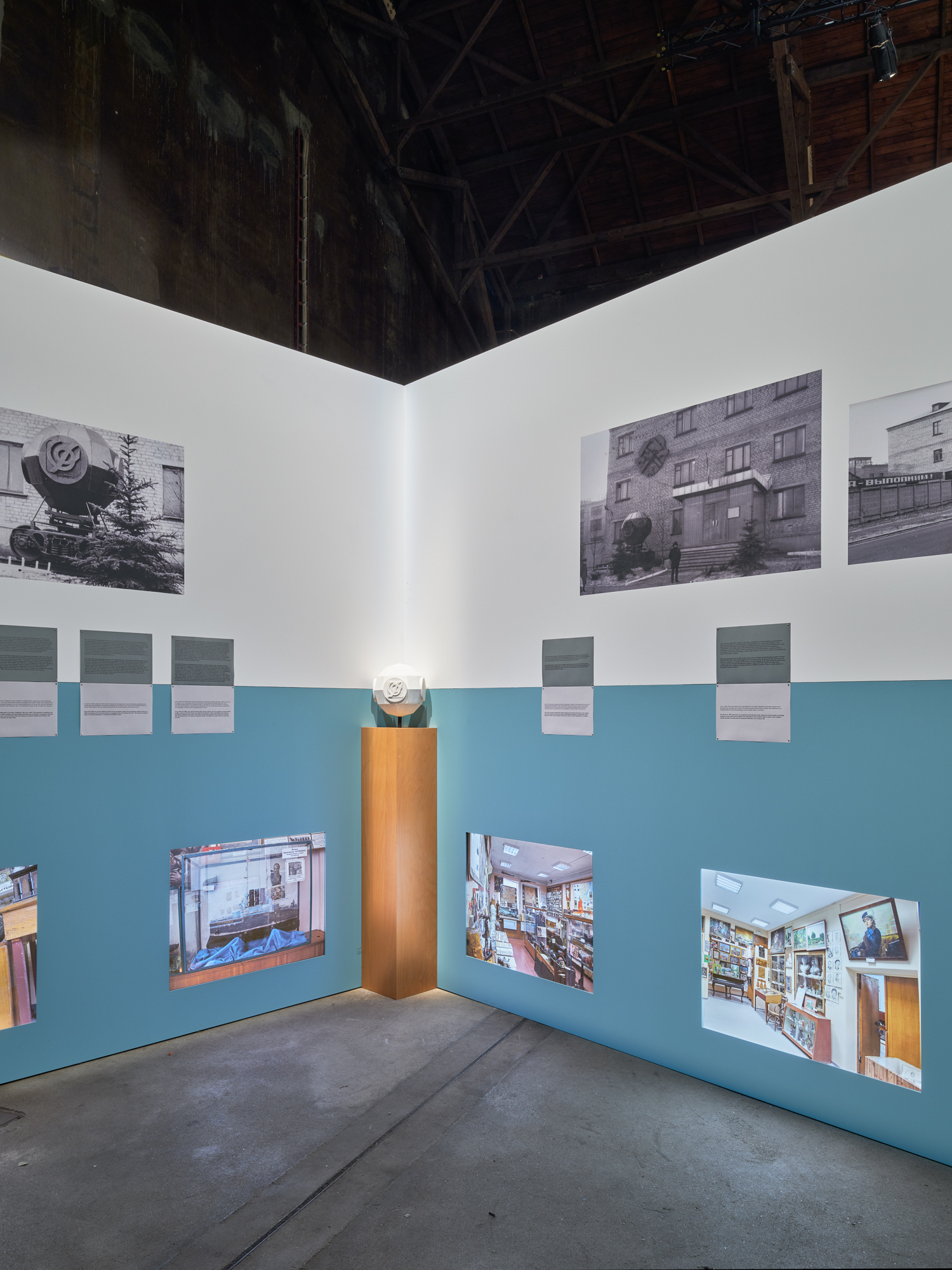 Nikita Kadan. The Popasna Corner (2024). Photo: Henning Rogge. Image courtesy of UKR.