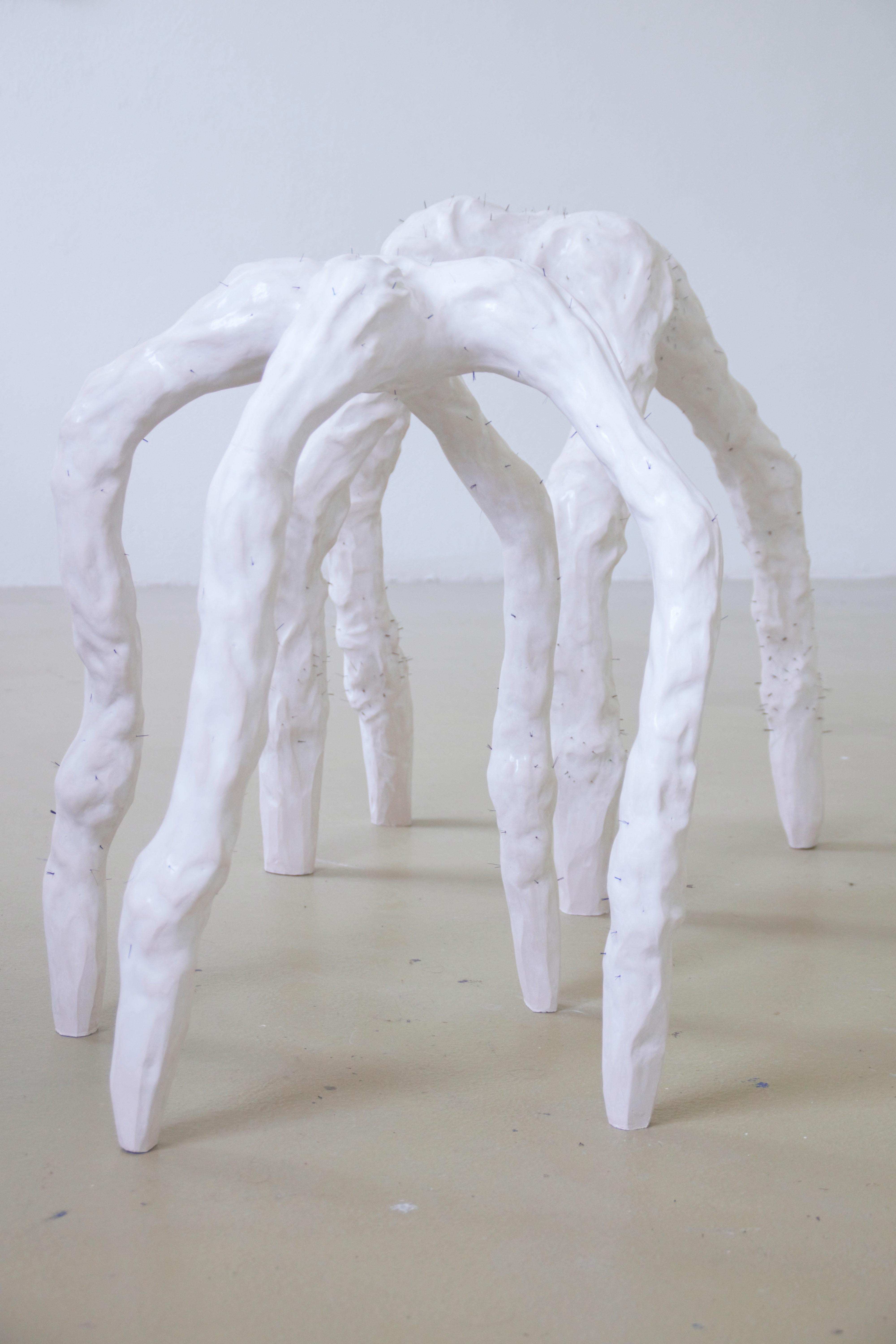 trespassers, 2024, 72 x 45 x 50 cm, 80 x 60 x 60 cm, ceramic, arenga fibers, Photography : Sonia Titel