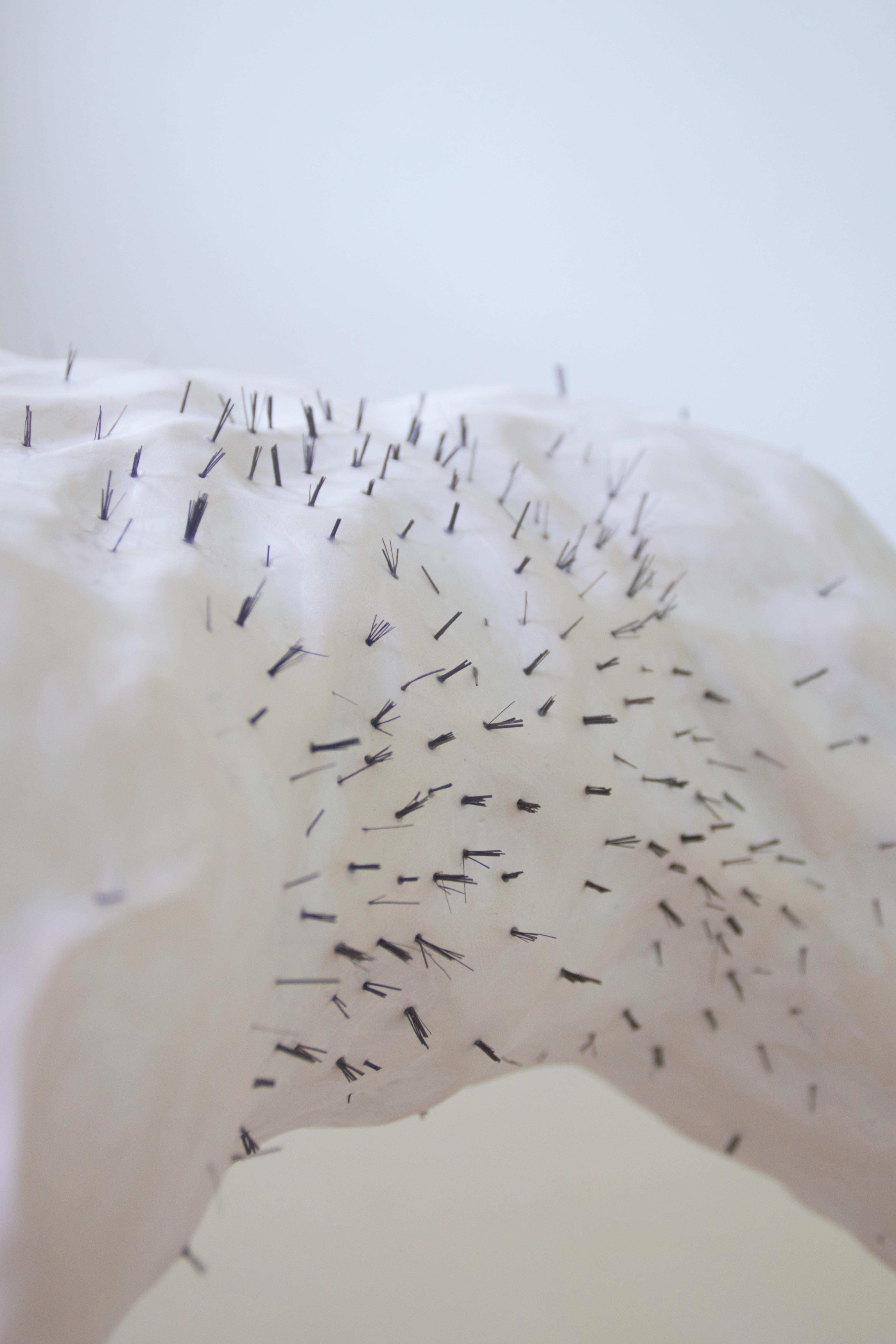 trespassers, 2024, 72 x 45 x 50 cm, 80 x 60 x 60 cm, ceramic, arenga fibers, Photography : Sonia Titel