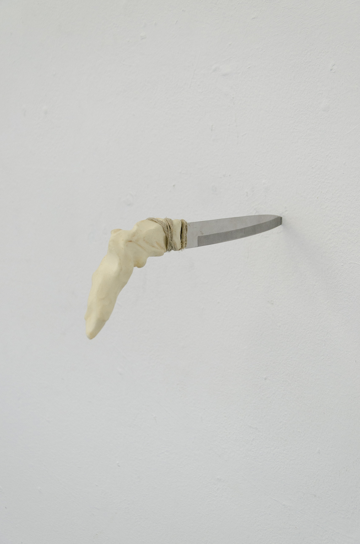 Messer, 2023, Polyurethan, Hanfschnur