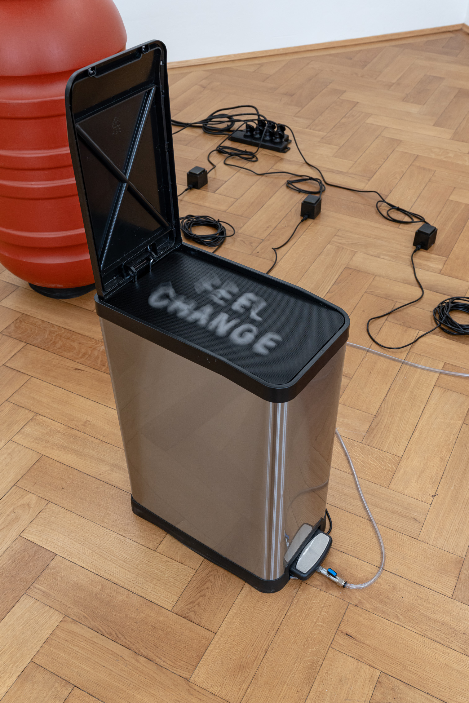 Lennart Lahuis, "When is it that we feel change in the air" (detail), 2021 - 2022, water, containers, trash can, waterboiler, vaporizer, pneumatic system, dimensions variable.