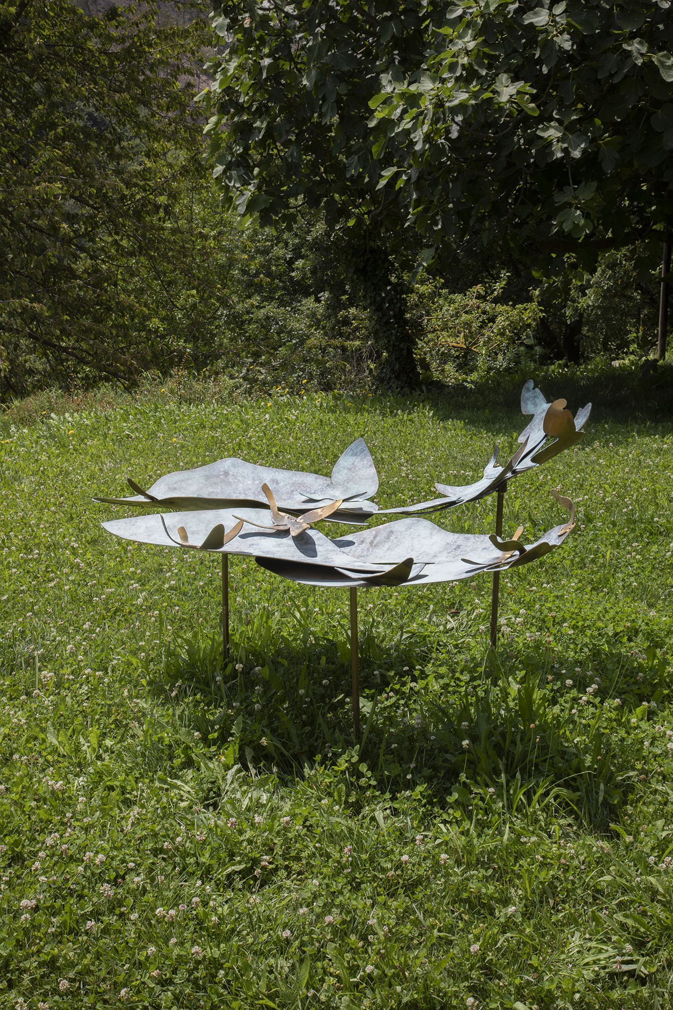 Edoardo Manzoni, Lounge, 2024, Edoardo Manzoni “Vesparia” at Lunetta11, Mombarcaro, 2024. Courtesy: the artist and Lunetta11. Photo: Matteo Viti