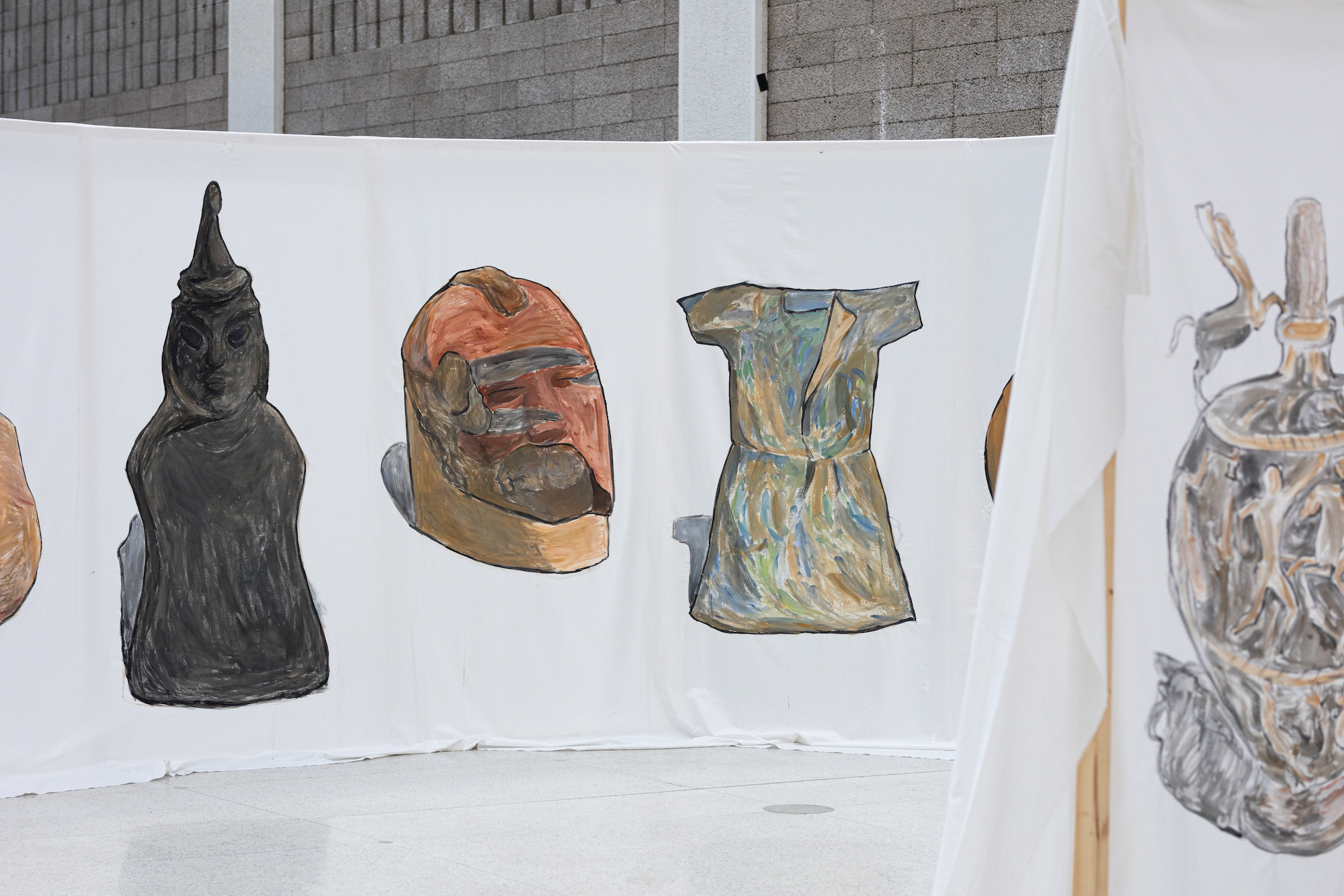 Kateryna Lysovenko, Archaeological artefacts stolen and brought to the Hermitage Museum during the Russian monarchy, the USSR and modern Russia, inviting a discussion on who owns the past, 2023–2024 © Jonáš Verešpej
