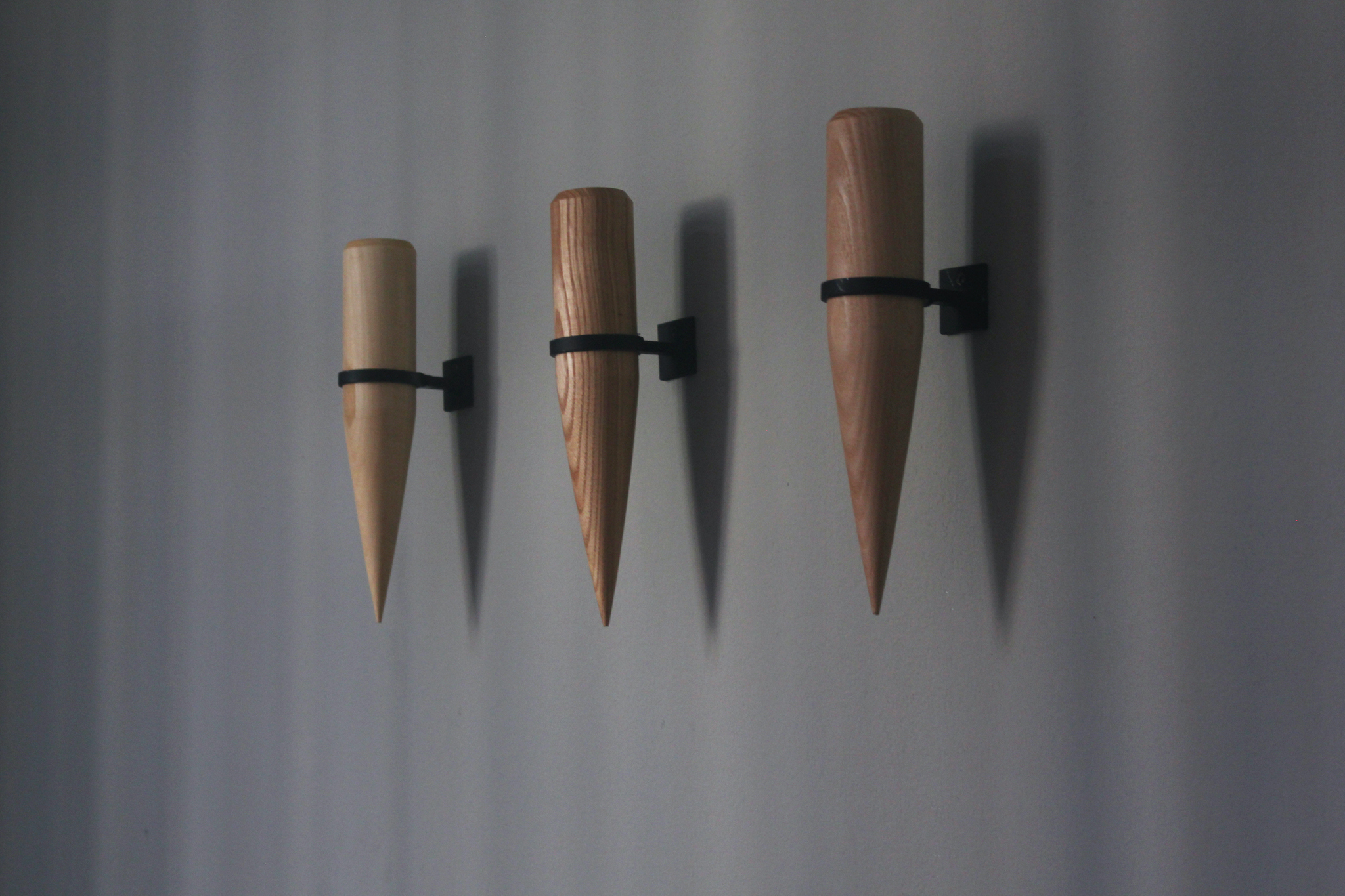 Emma Adler, STRG-Z (Pflock Linde / Ulme / Buche), 2024, wood, steel, 30 x 6 x 11 cm