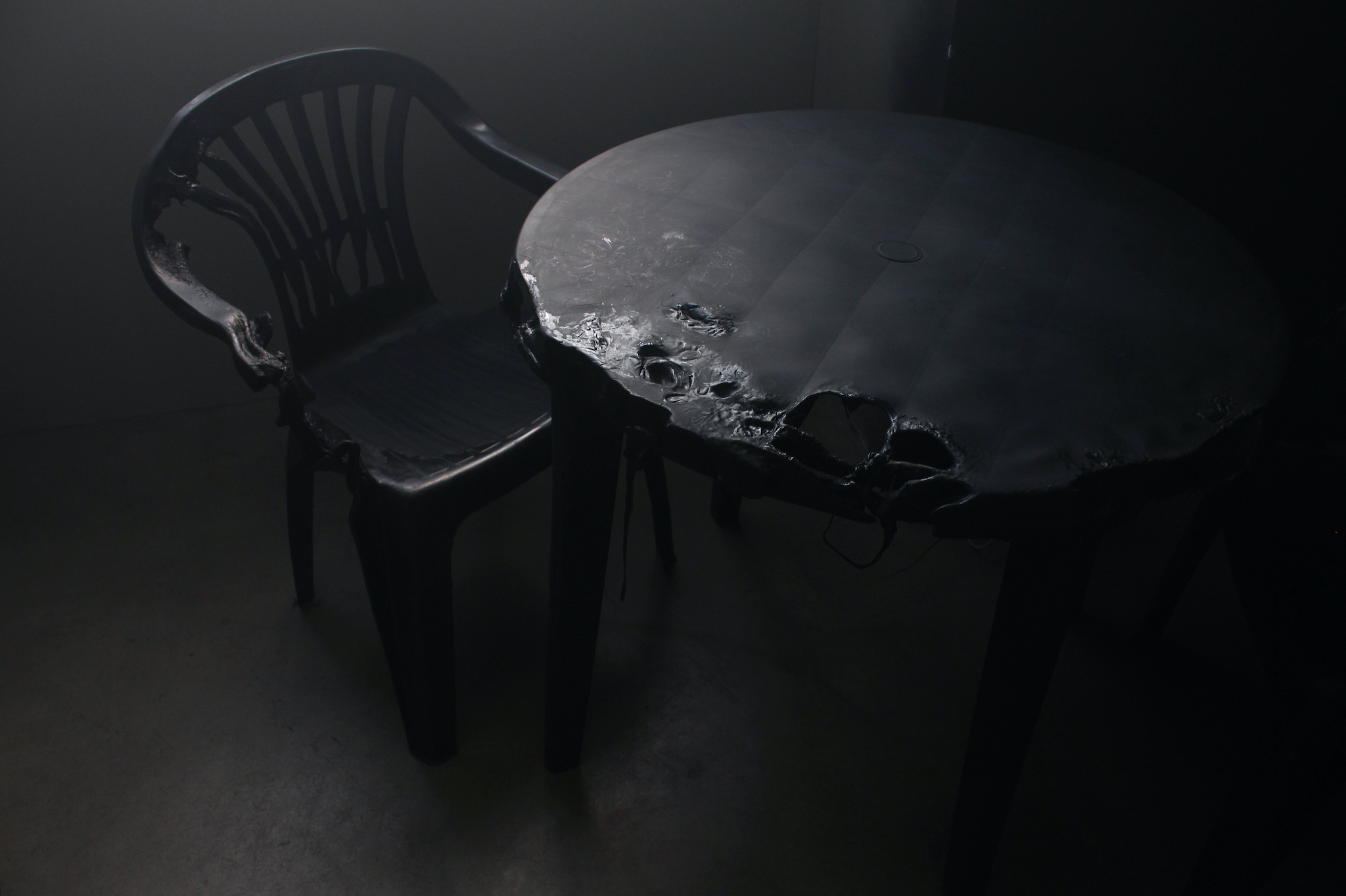 Emma Adler, STRG-Z (Gartengarnitur), 2024, plastic, chair 81 x 54 x 55 cm, table 71 x 85 x 85 cm (detail)