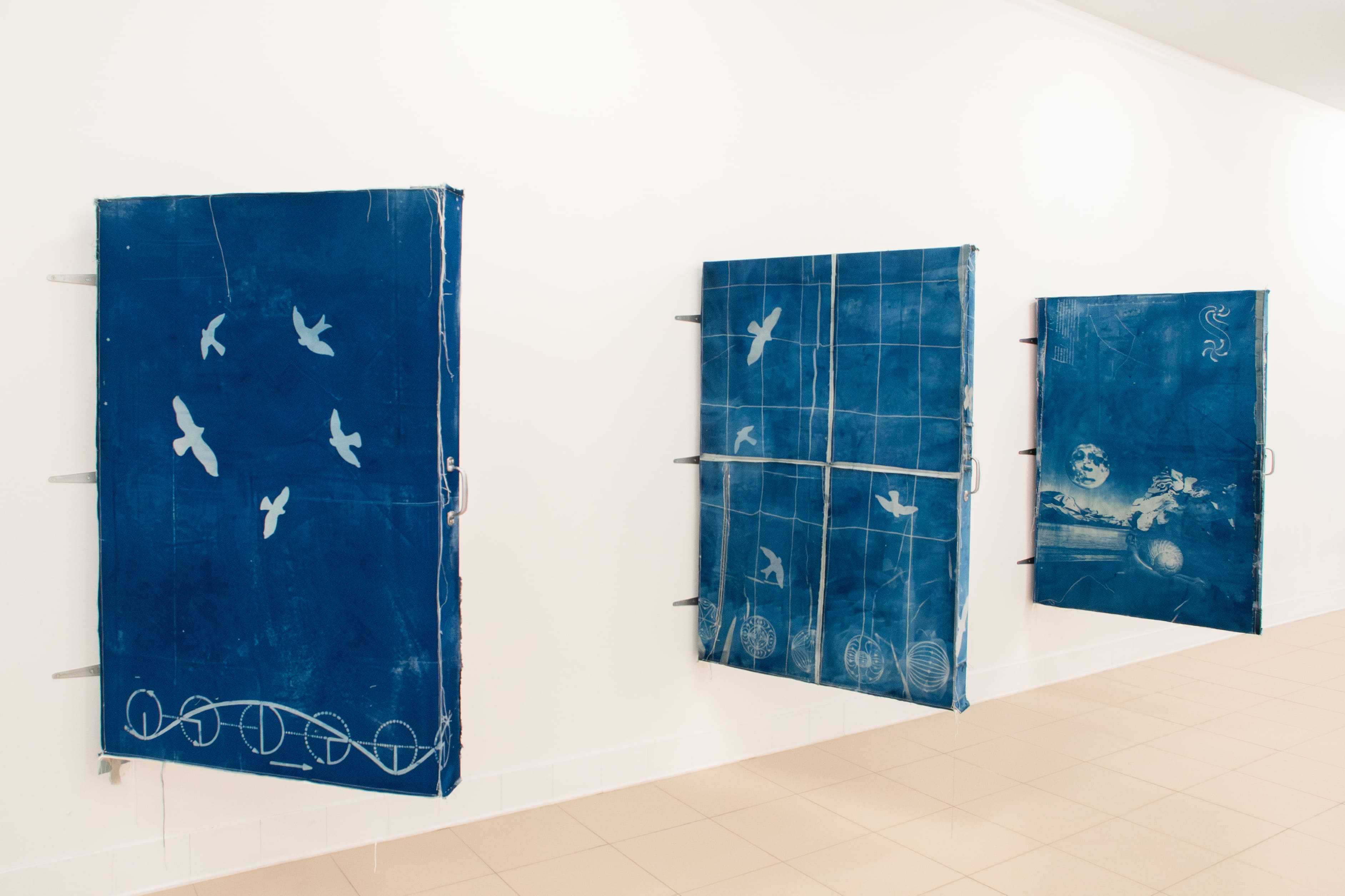 Maya Hottarek, Current vague, cyanotype on cotton, wood, aluminium, steel. Chaos sensitivity, cyanotype on cotton, wood, aluminium, steel. Snail secret, cyanotype on cotton, wood, aluminium, steel, 2024. Second Impressions