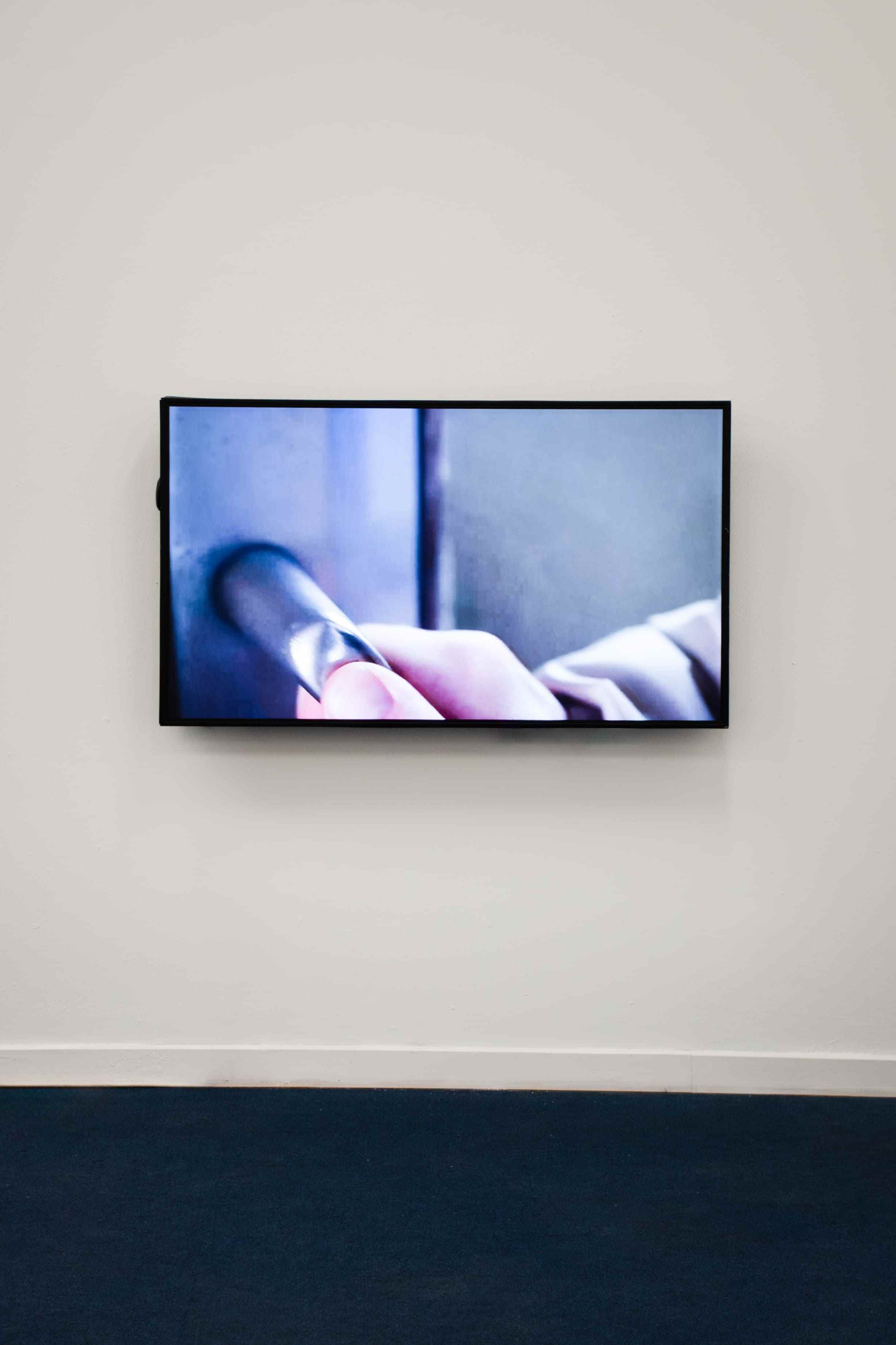 Gil Pellaton, Leolie Greet, for a poem, video, loop, 2024. Second Impressions, 14.09-20.10.24, KOMPLOT. Image Sara Hamedi