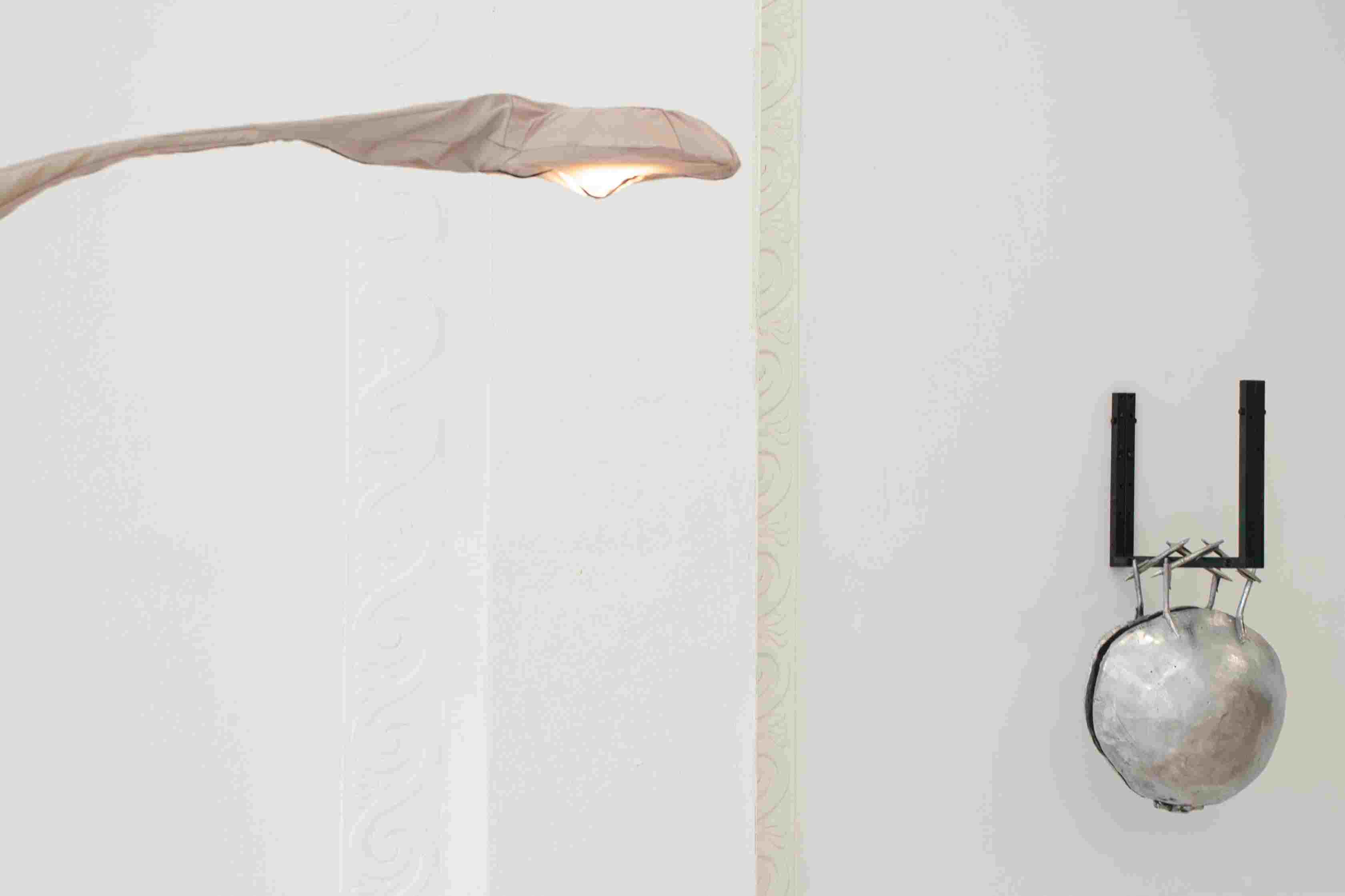 Gil Pellaton, Bo Butterfly. Gesture, chrysalis 1, two lamps, textile and zippers, 2024. Gil Pellaton, Bo Buttefly. Coquetries 1+2, aluminium cast, 2024. Second Impressions, 14.09-20.10.24, KOMPLOT. Image Sara Hamedi