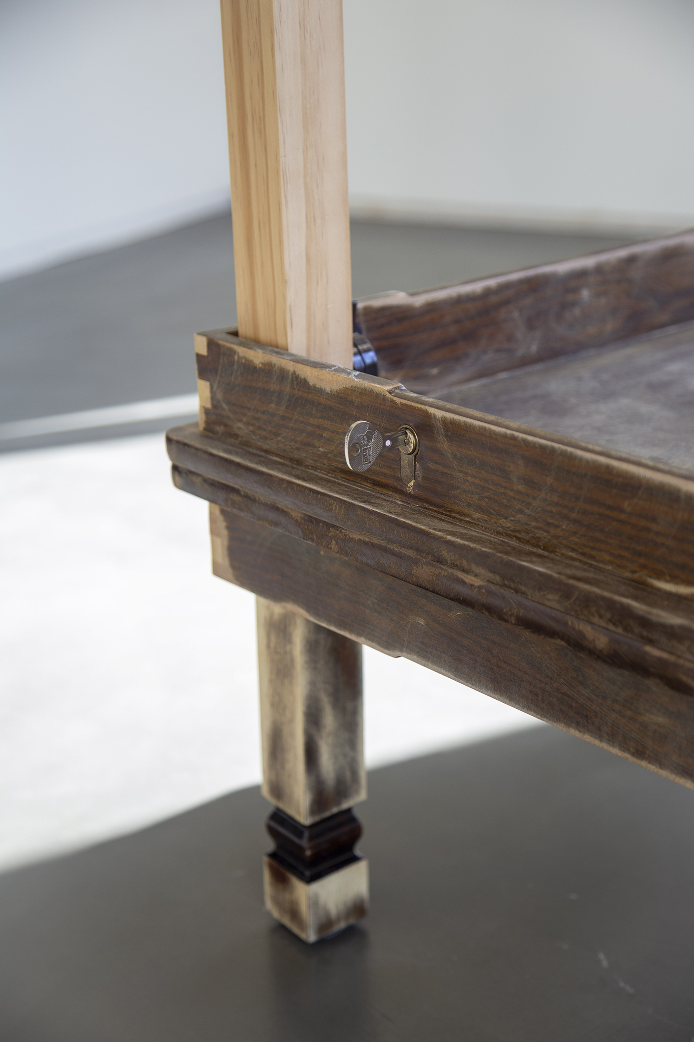 Detail view of <Second Stop - Polyphonic Representation (Zweite Haltestelle: représentations polyphoniques)>