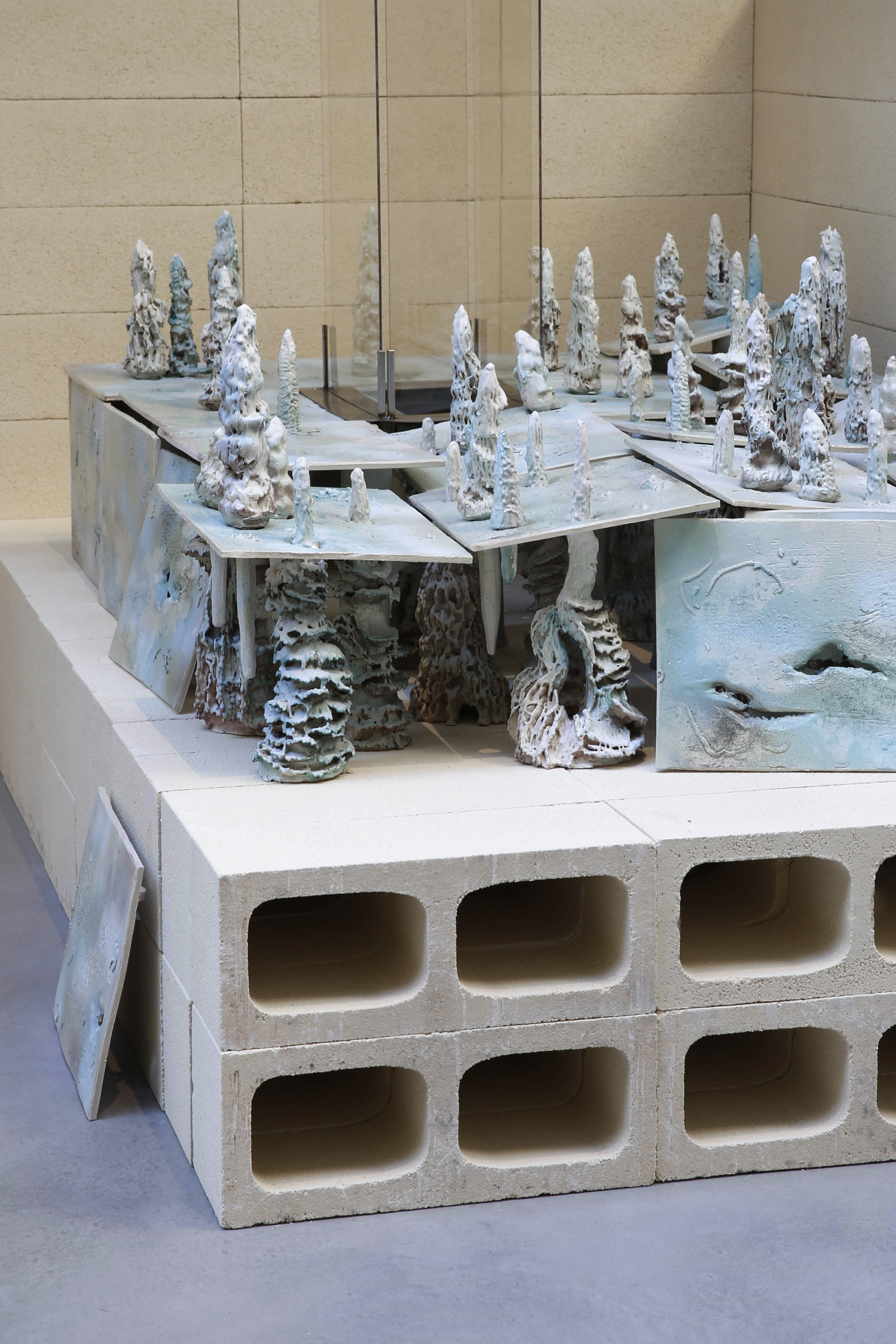 Detail from the work by Jacopo Belloni in the exhibition âSupponiamo un amoreâ, curated by Fondazione Officine Saffi in collaboration with Fosbury Architecture. Courtesy the artist and Fondazione Officine Saffi.