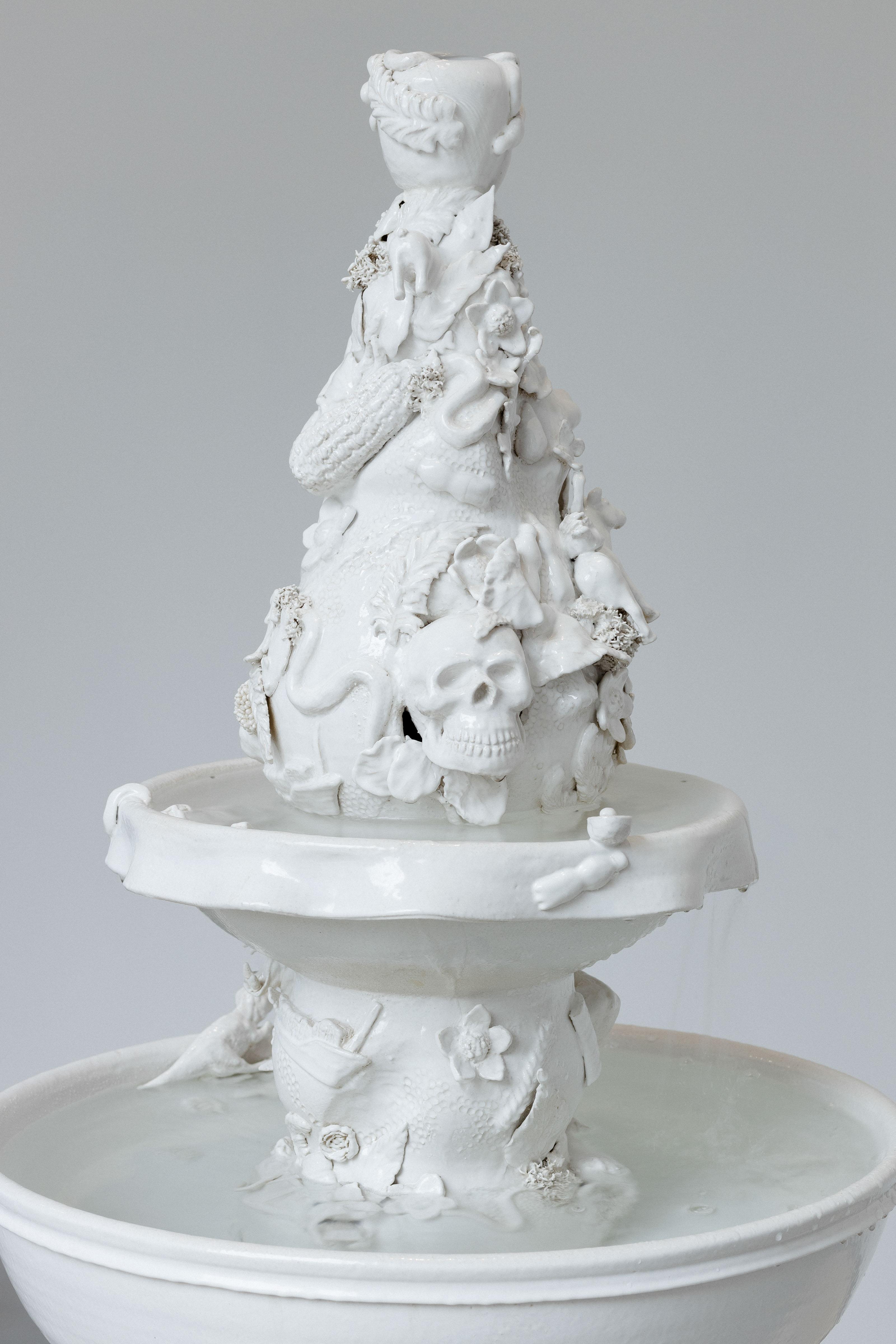 Alicja Patanowska, Fountain 1: A History of Many Weaves, mixed technique; stoneware clay, glaze, pump, water, 2024