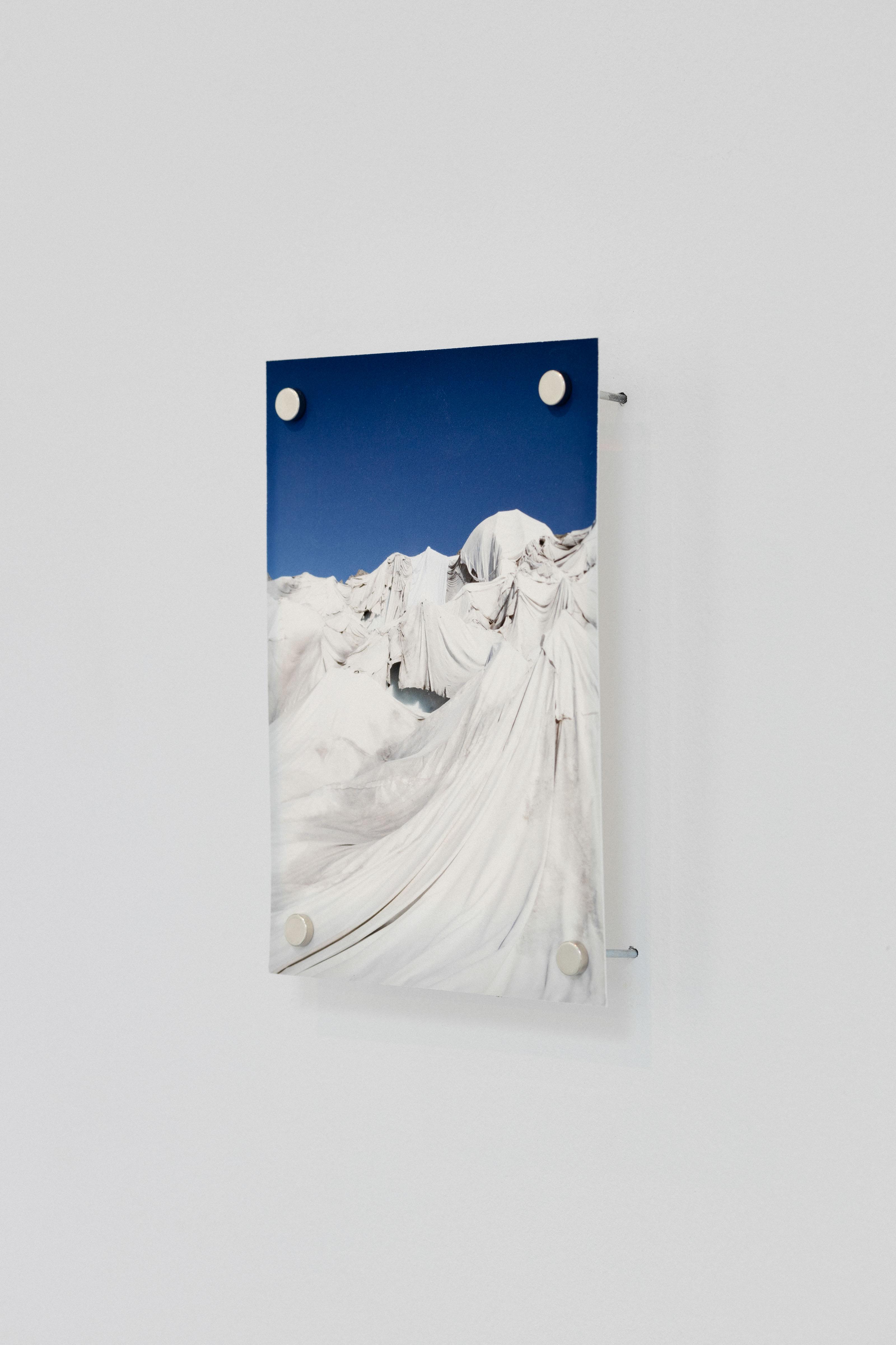 Diana Lelonek, Glacier du Rhône, photograph, 2019