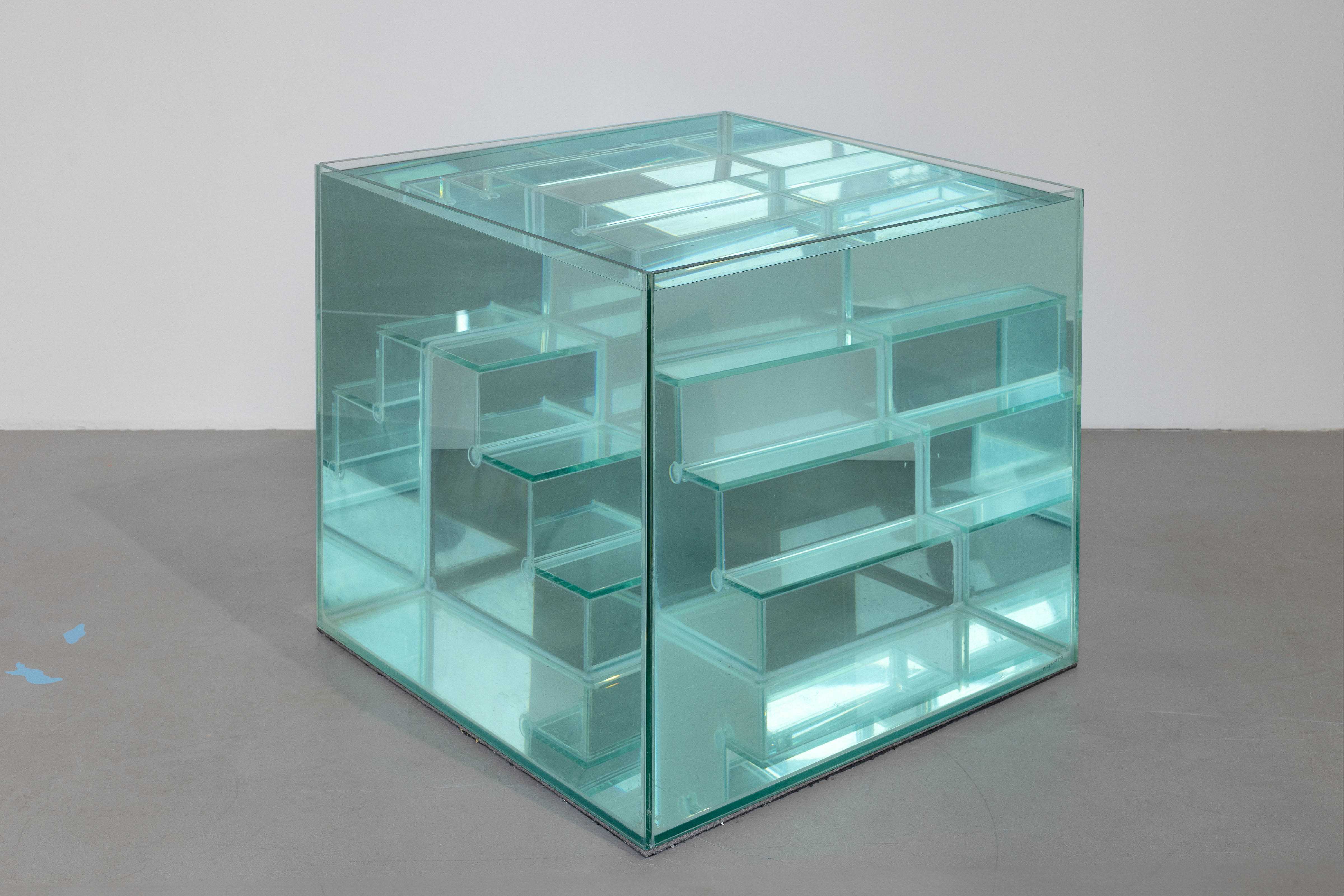 Kornelia Dzikowska-Demirska, Contribution and Negative, object; glass, water, 2016. From the collections of the POLIN Museum of the History of the Polish Jews