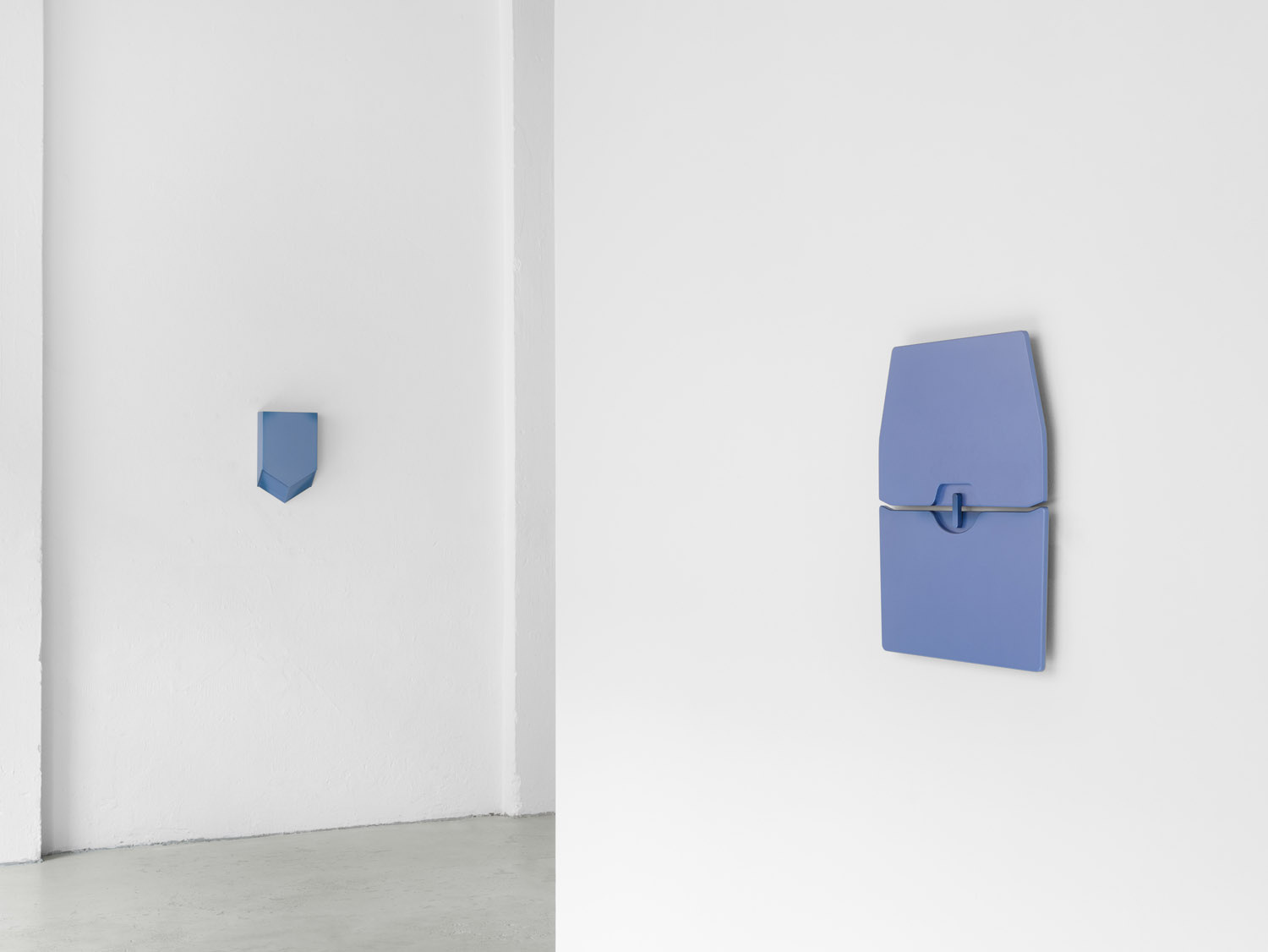 Exhibition View, Lena Marie Emrich, BRACE,BRACE, 2024