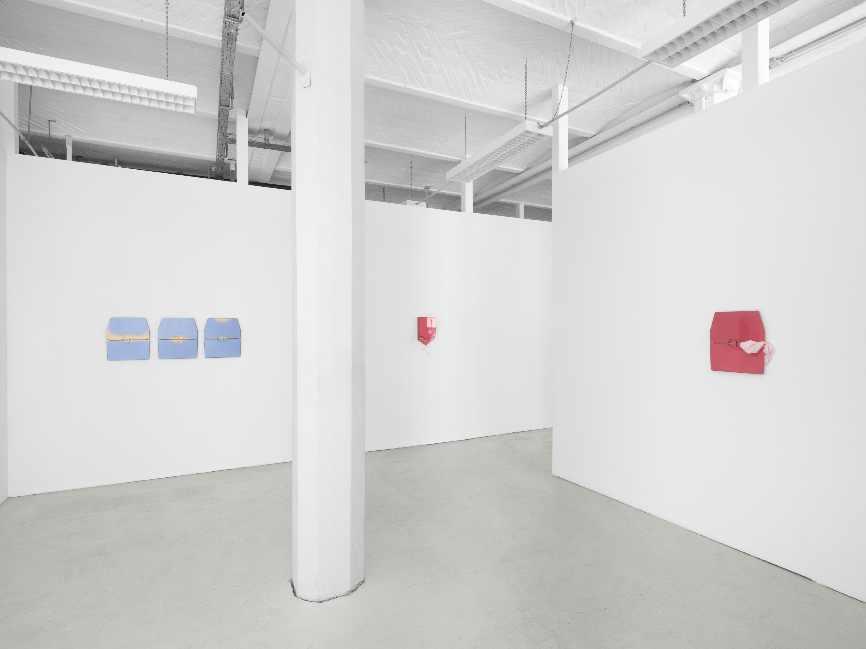 Exhibition View, Lena Marie Emrich, BRACE,BRACE, 2024