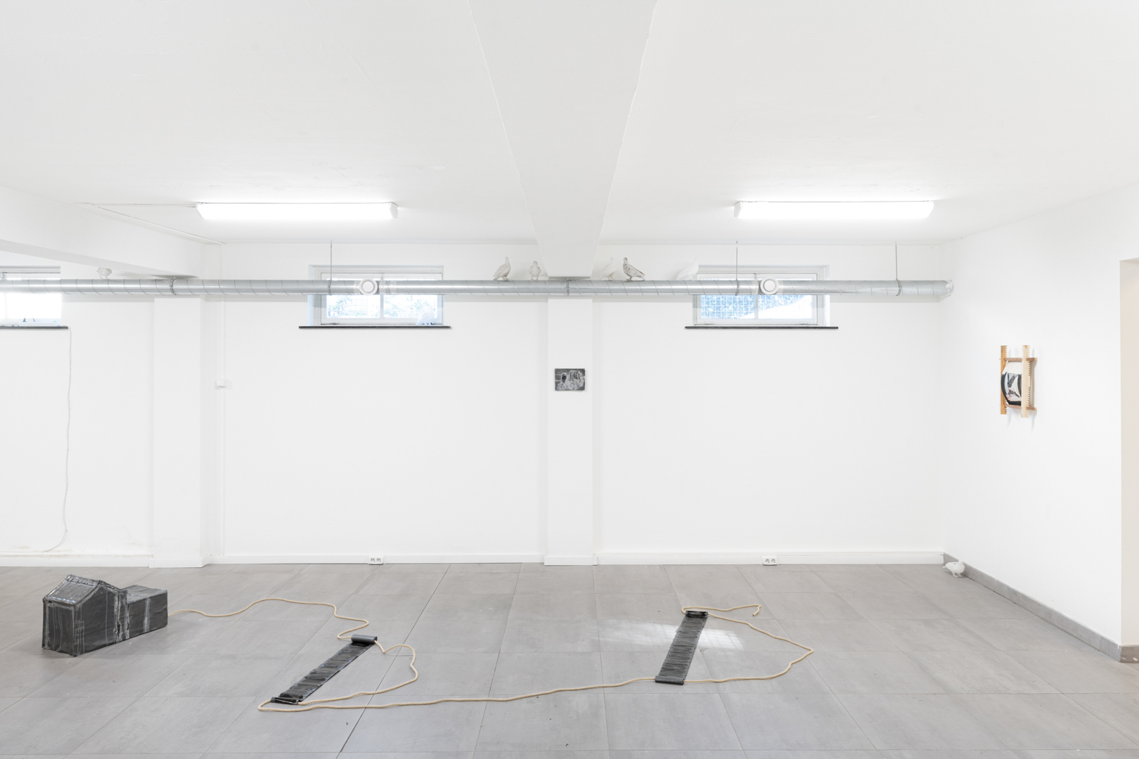 Exhibition view Yellow brick, blue brick, perpetually, 2024, B32 Artspace, Maastricht