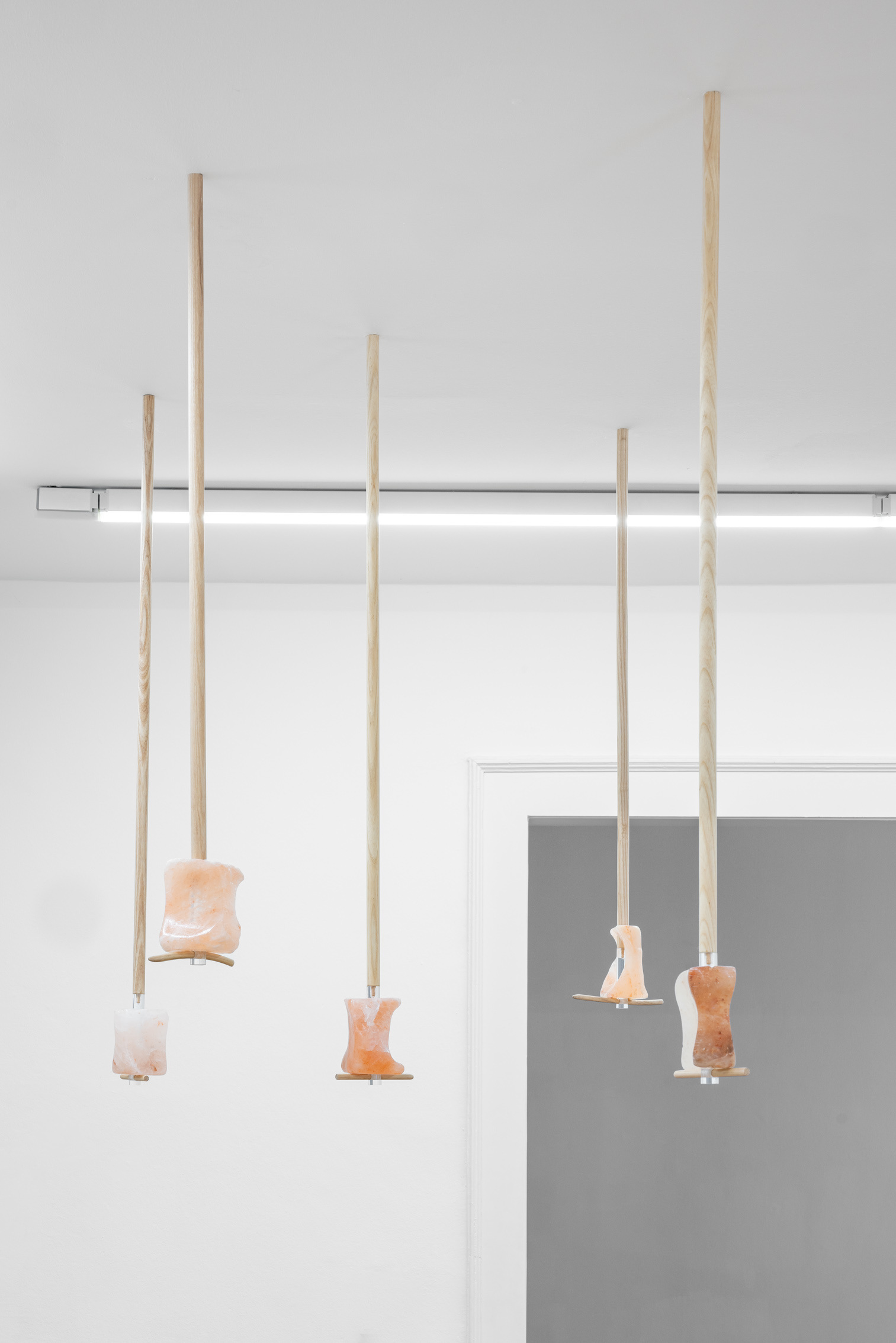 Installation view, "Footfalls" (Laura Ní Fhlaibhín), Britta Rettberg Munich, 2024