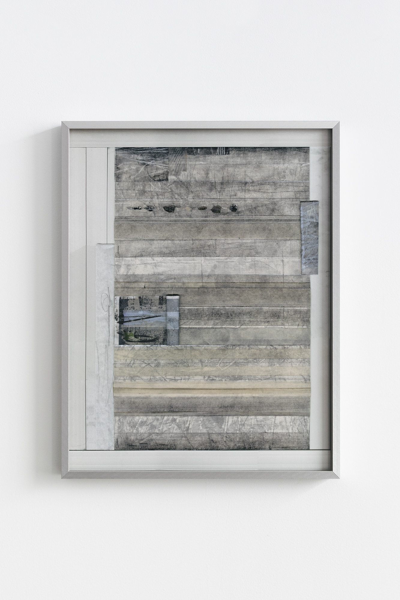 ‘Entrance’, archival inkjet photograph on cotton rag, 52 x 40 cm, 2024.