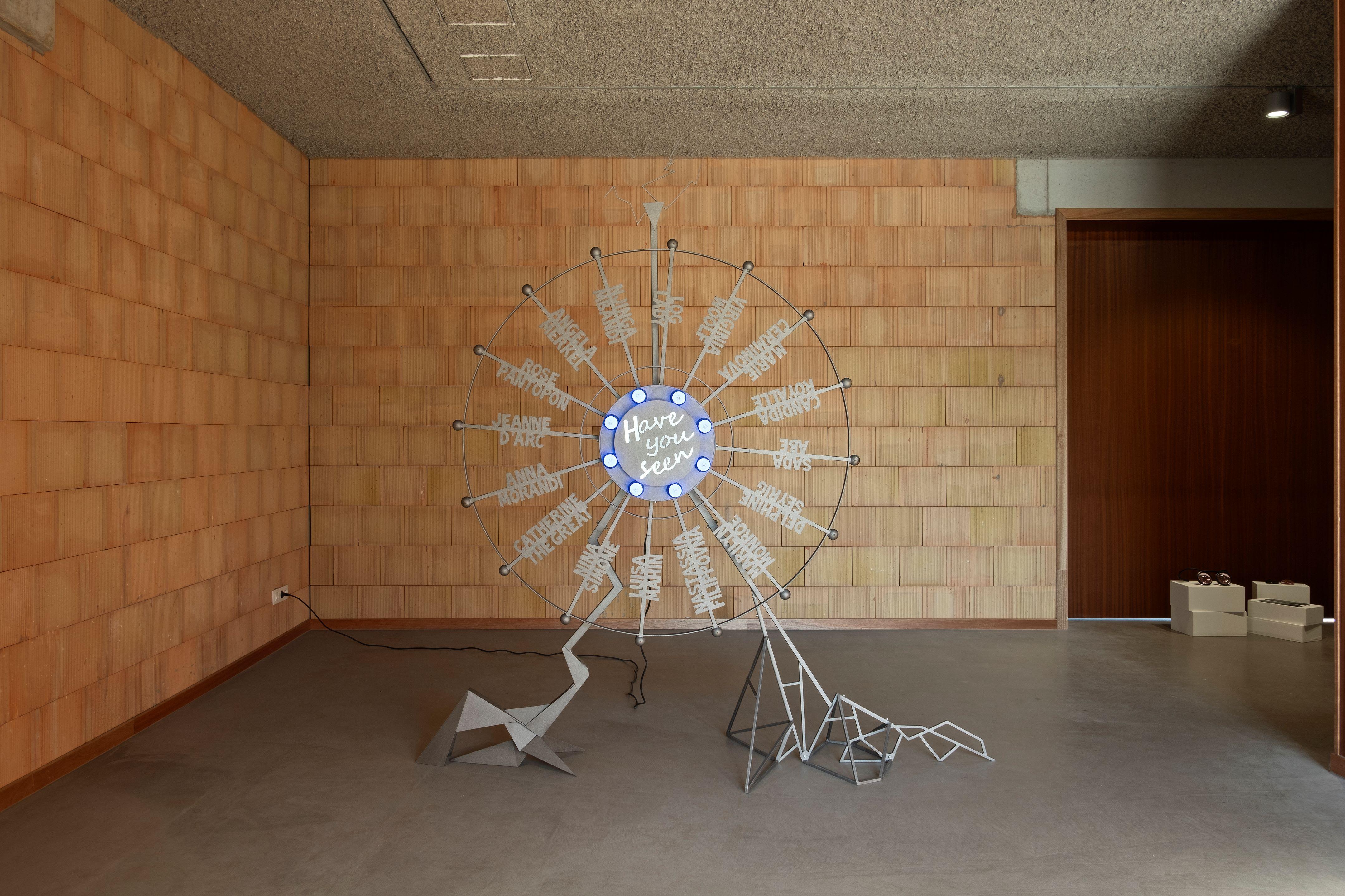 The Wheel of Fortune, Julie Béna, 2018, Powder coated steel, bulbs