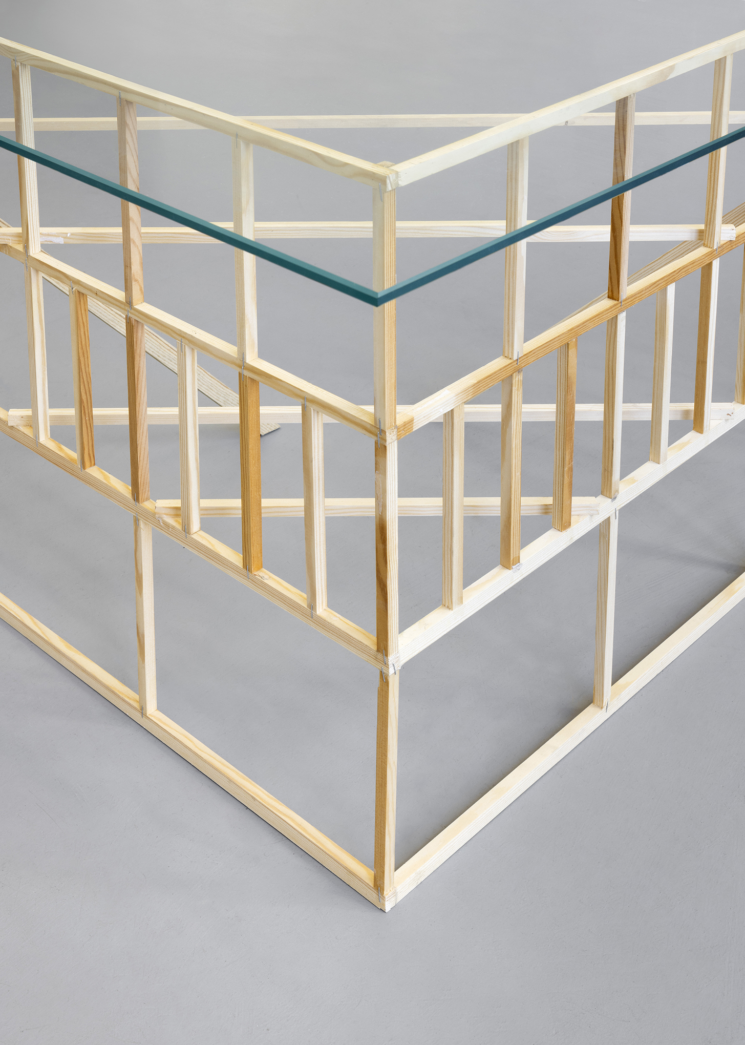 Josef Strau, Doge Palace inspired Sofa Side Table, 2024, wood, glass, 98x17x17 cm + 53x112x112.5 cm (detail), Courtesy the artist and Diana, Milan