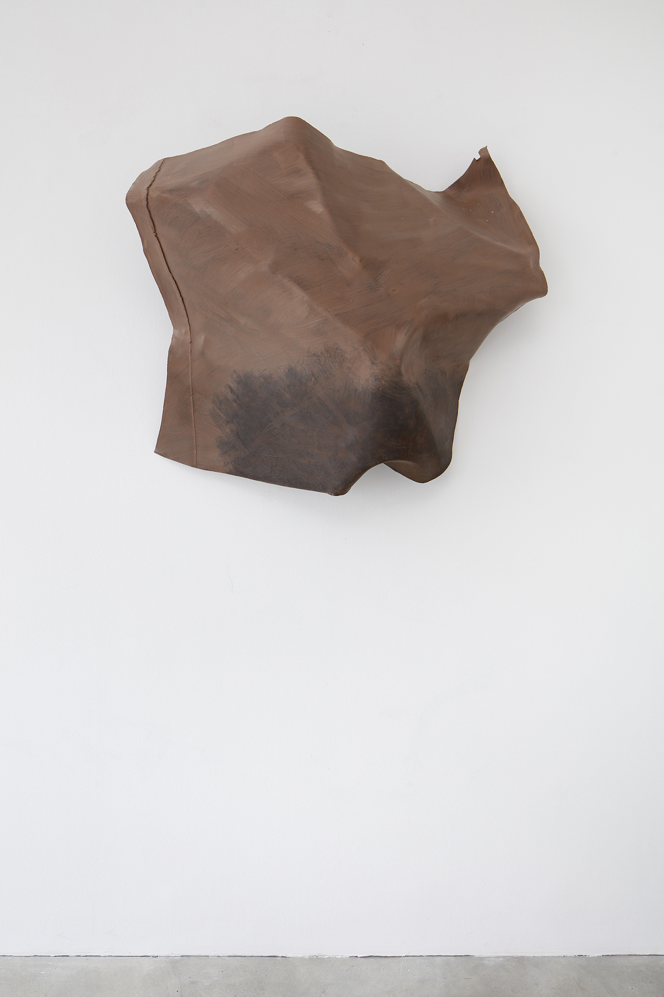 Meuser, Untitled, 2024, steel and oil paint, 77 x 92 x 25 cm, 30 1/4 x 36 1/4 x 9 7/8 in, copyright the artist, courtesy the artist and Galerie Nordenhake Berlin/ Stockholm/ Mexico City, photo by Matthias Lindner