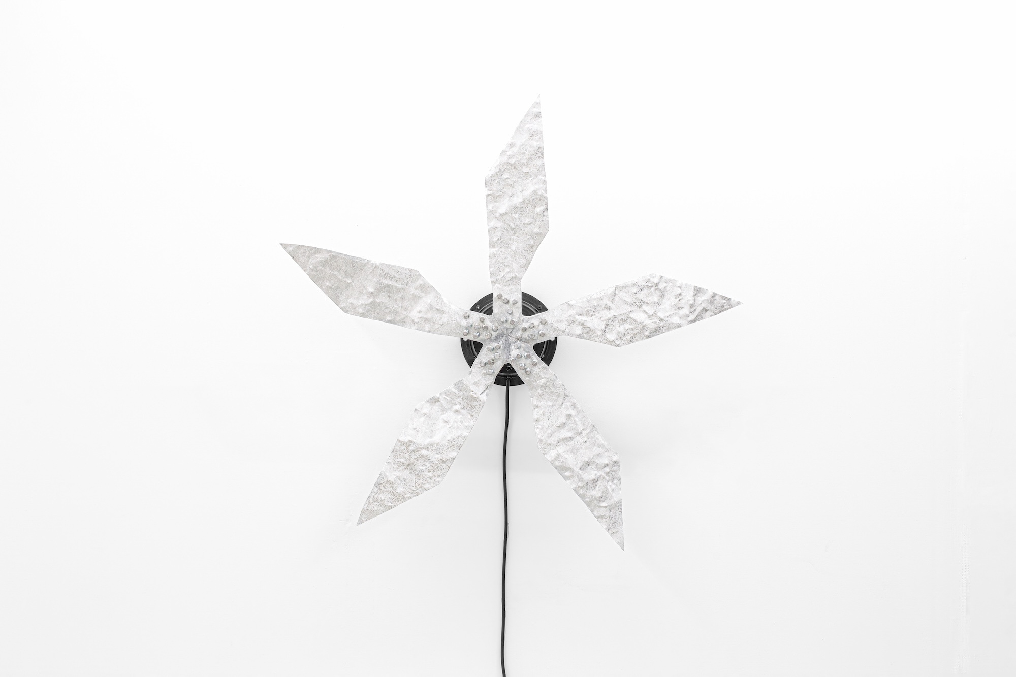 Sif HedegÄrd, "Ghost Machine V", aluminum, plywood, silicone glue, paint, motor, 2024