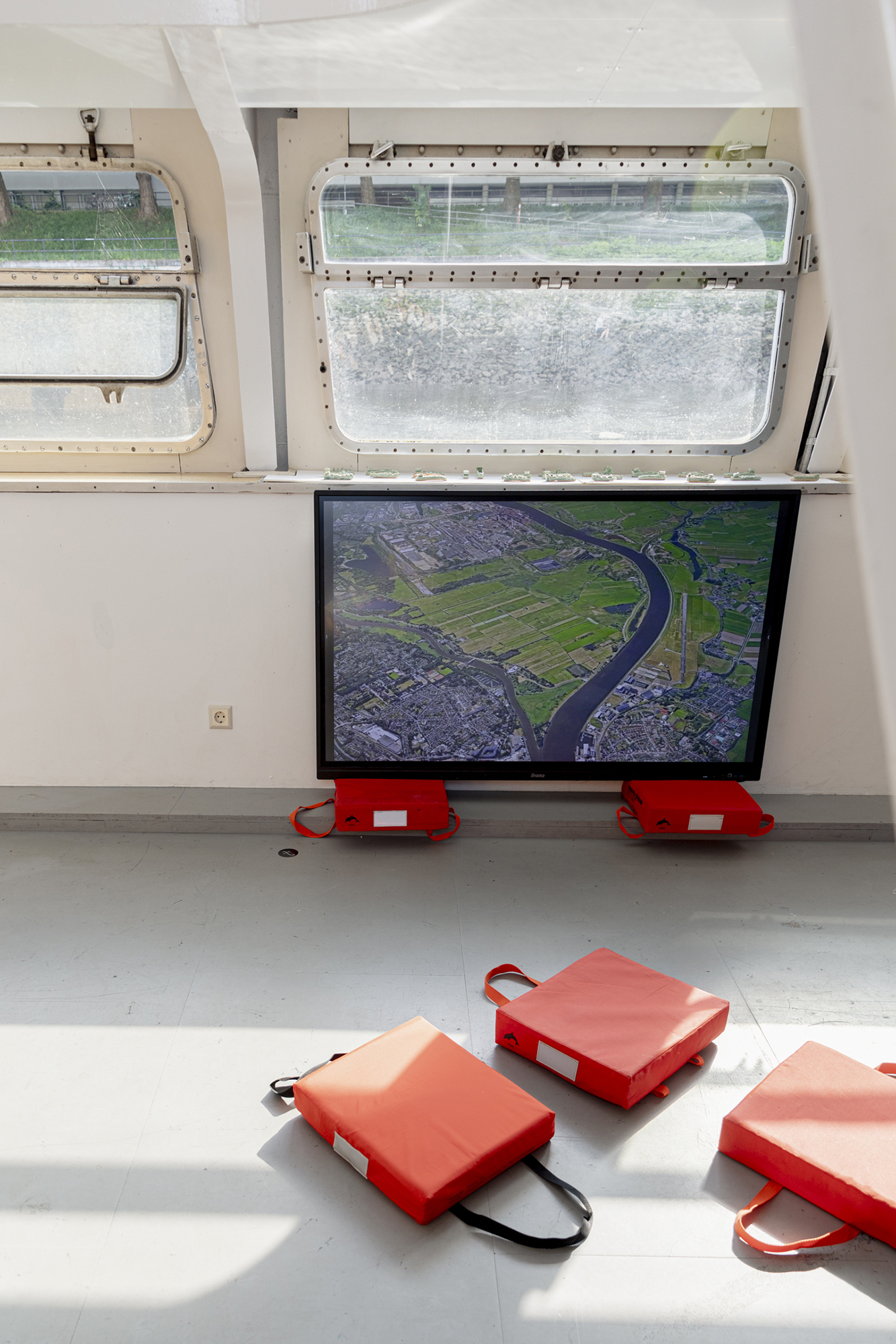 Future Mobility And Other Ghosts From The Past. The Ship Edition, Shortnotice Studio (Mathias Lempart and Sascia Reibel) curated by Christina Scheib
