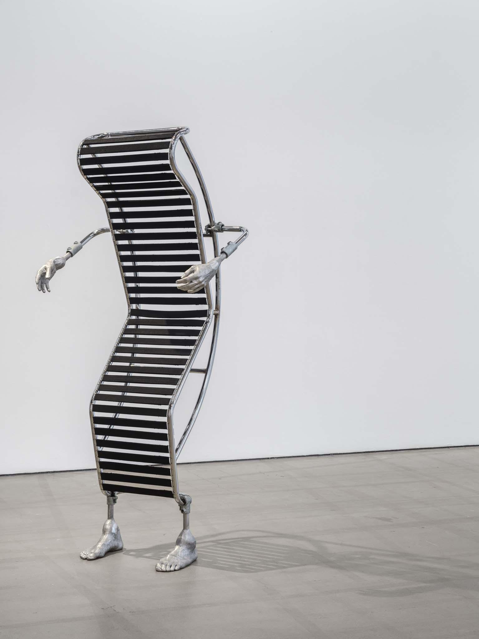 Standmaschine II, 2022 185x80x40 cm, Cast aluminium, Scaffolding joints, Chaise longue basculante by Charlotte Perriand, Private collection