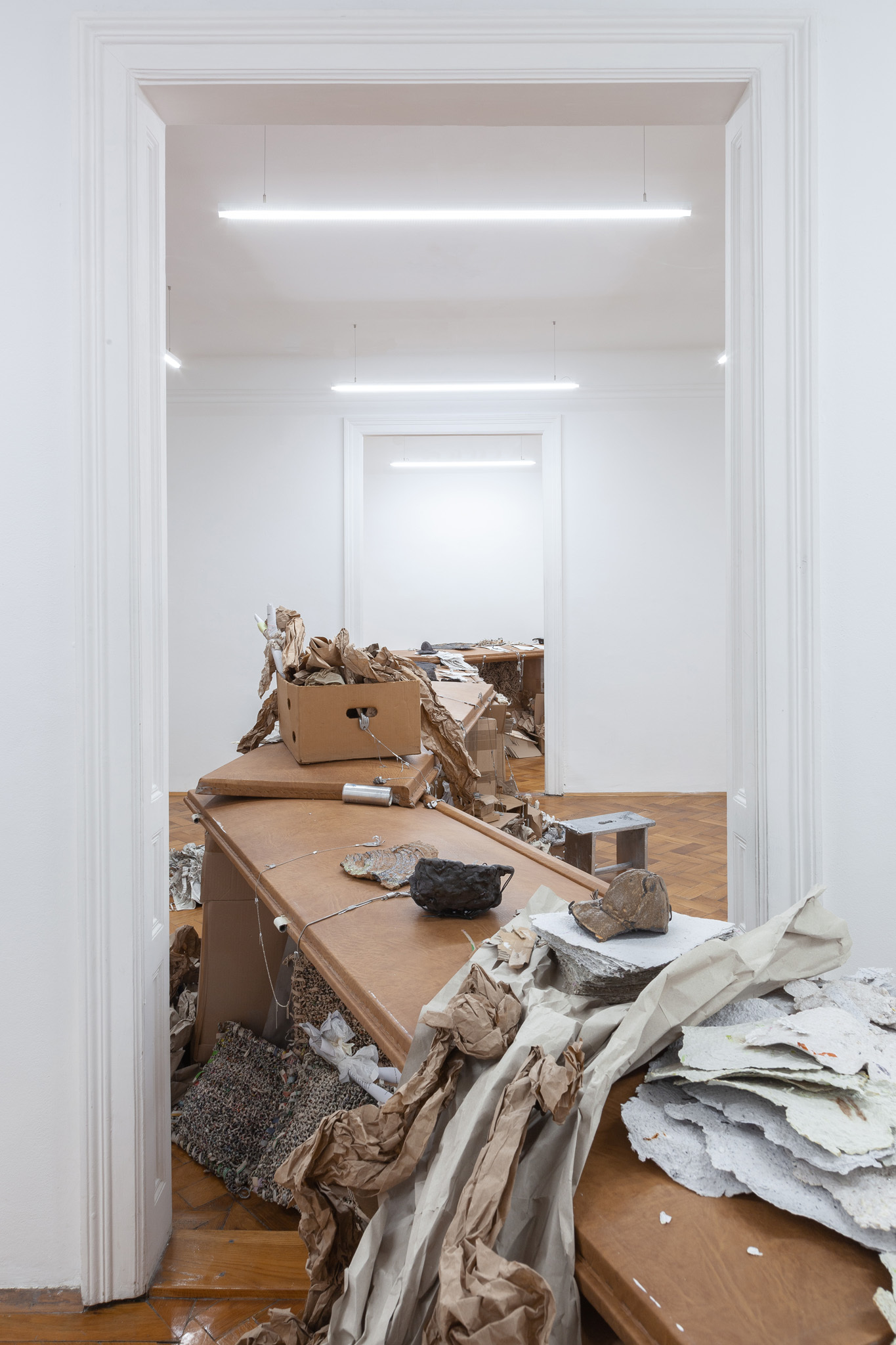 Birke Gorm & Hannah Heilmann, down on the cloth like a thunder shower, 2024, installation view, Loggia, Vienna