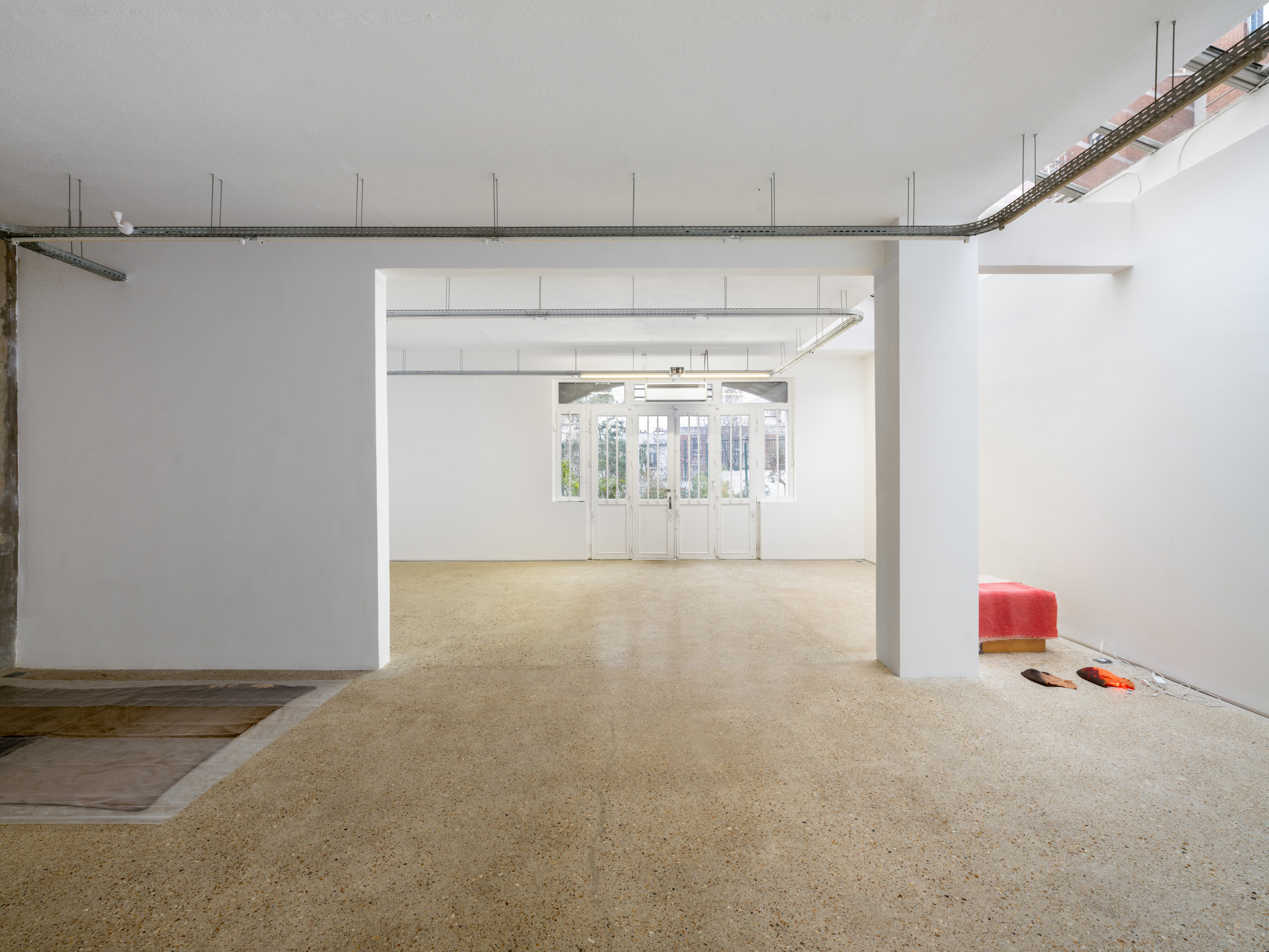 Exhibition view, 2025, Crèvecœur, Paris. Courtesy of the artist and Crèvecœur, Paris. Photo: Martin Argyroglo