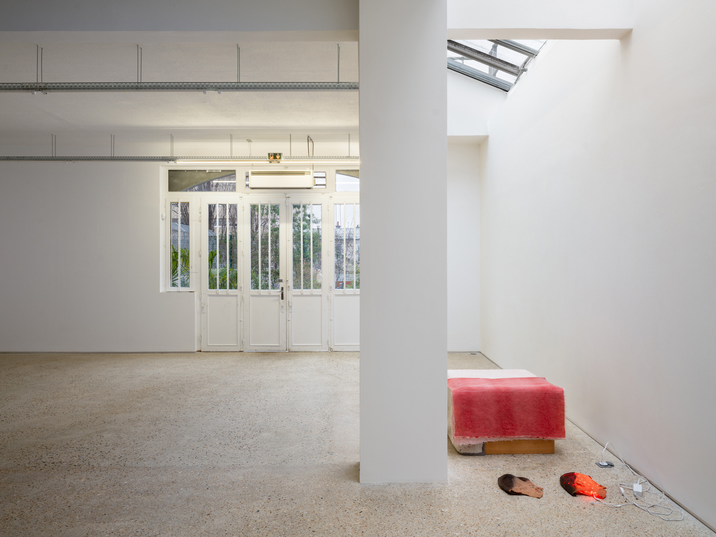 Exhibition view, 2025, Crèvecœur, Paris. Courtesy of the artist and Crèvecœur, Paris. Photo: Martin Argyroglo