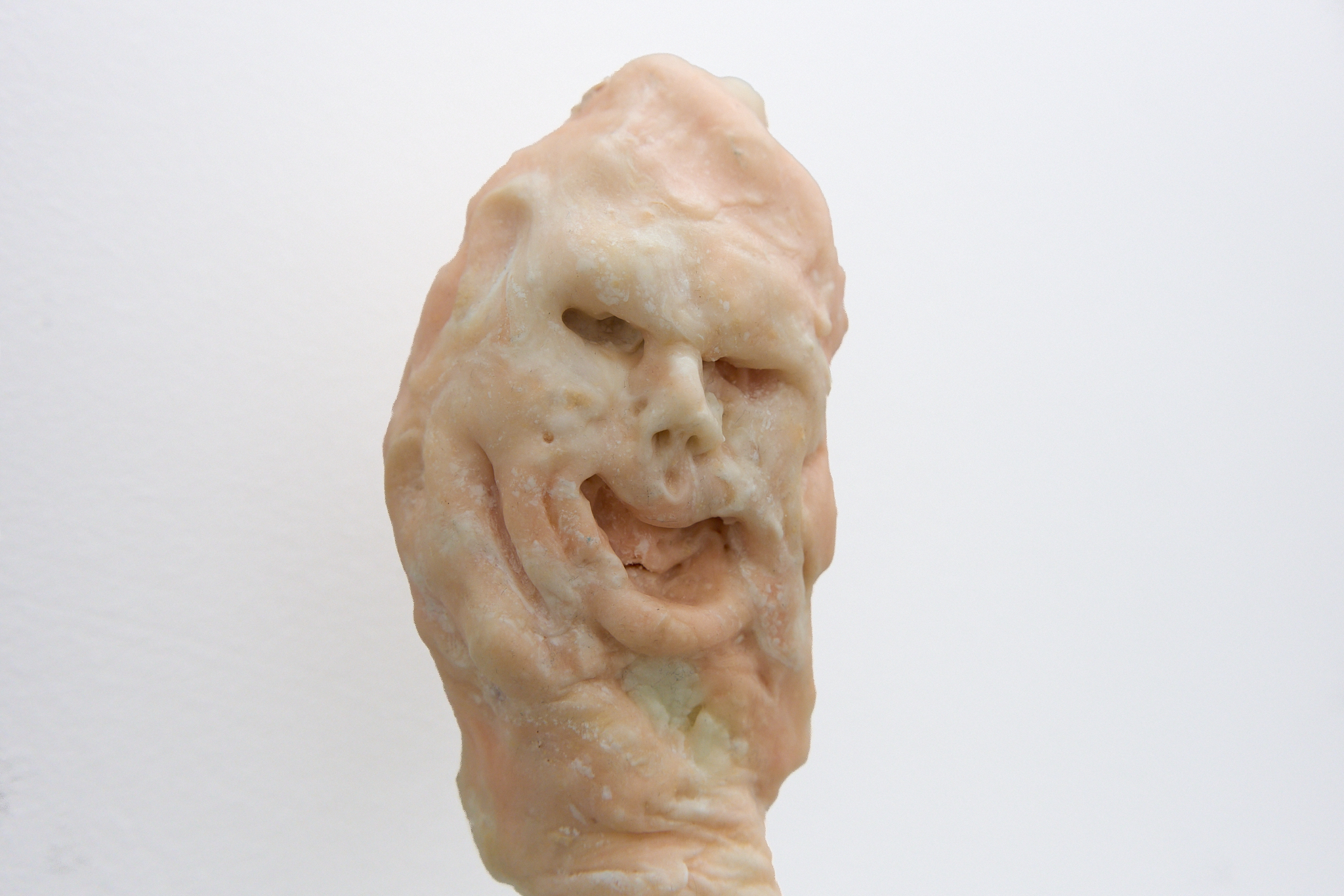 âIn a tuber hidden soulâ (2), 2025, polycaprolactone, 15x7x6cm