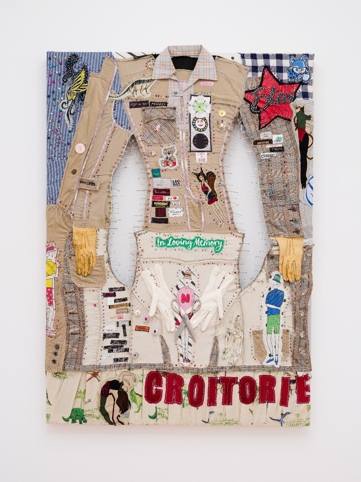 Stol Collective (Ioana Mincu & Mara Verhoogt), In Loving Memory, 2024, thrifted clothes, safety pins, scrissors, 100 x 140 cm.