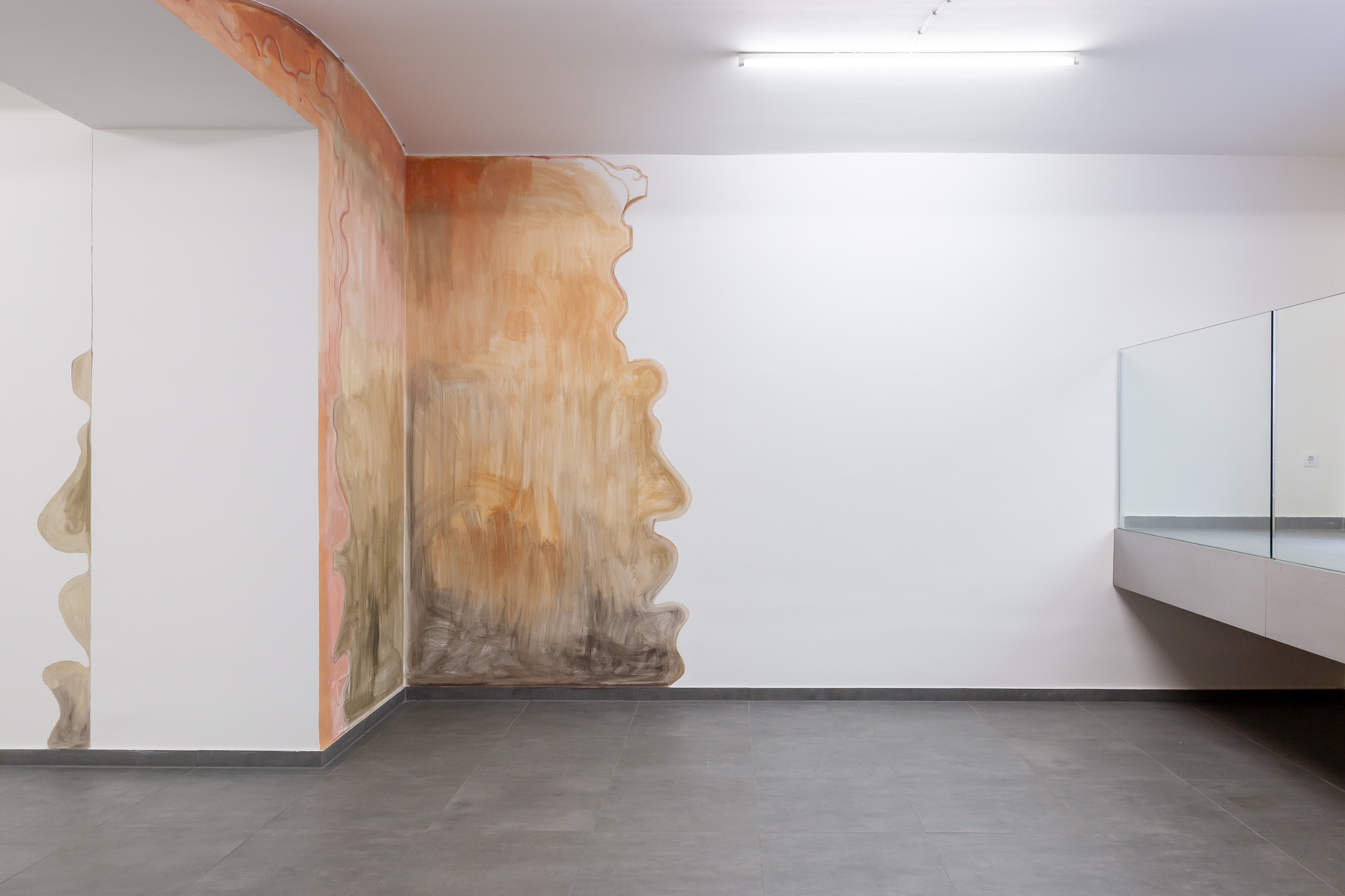 Conversation Piece, 2025, Site-specific painting installation, acrylic and pigment on wall. Variable dimensions. Photo: Flavio Palasciano. Courtsy of the Artist and VIN VIN Vienna / Naples.