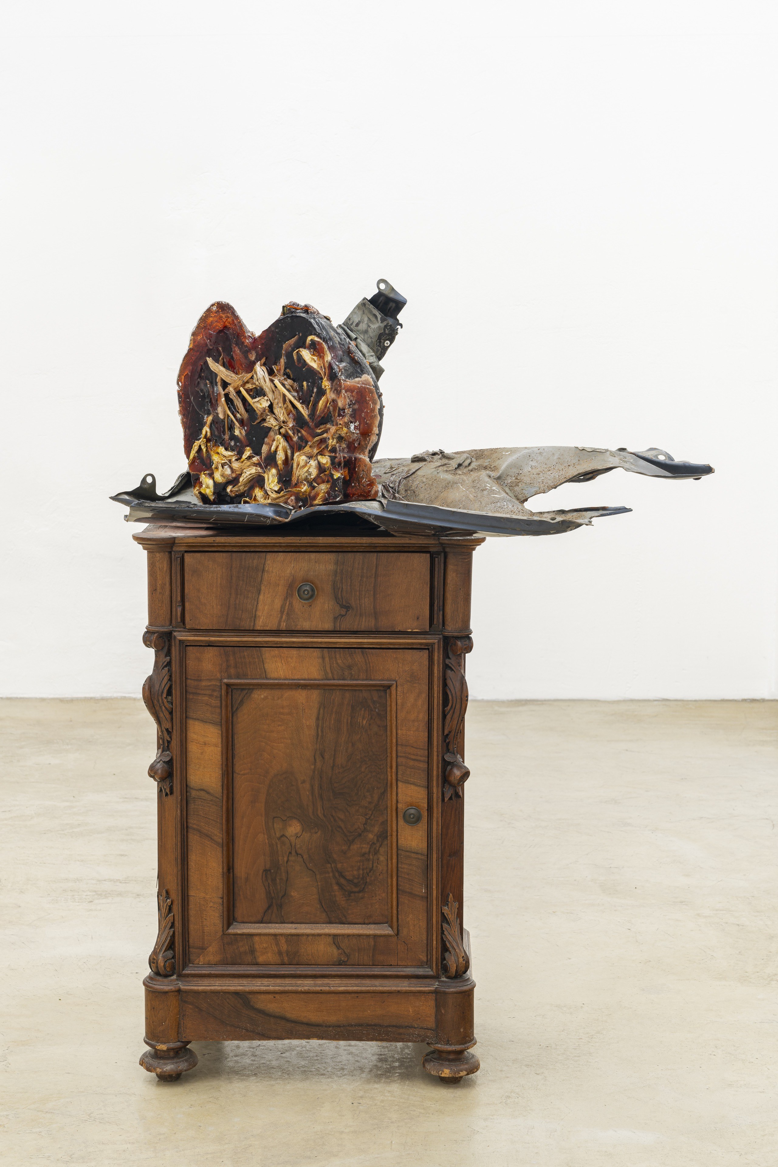 Bri Williams, The Pacifist, 2025 Metal, resin, beeswax, dried flowers, silicone, blouse, wood 93x123x96 cm, 36.5x48x37 in