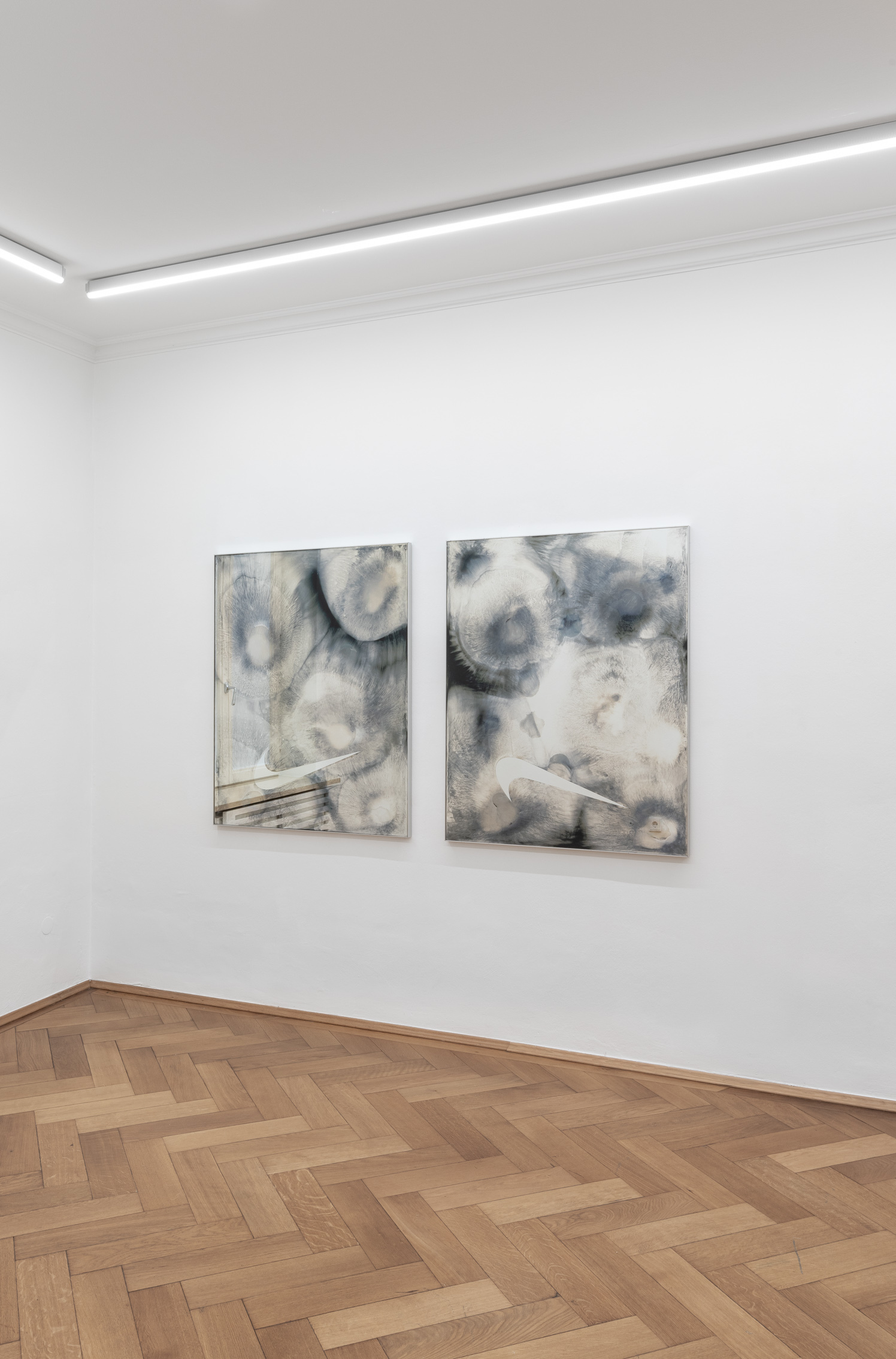 Installation view, Olga Migliaressi-Phoca: DIRTY DANCING, Britta Rettberg Munich, 2025.
