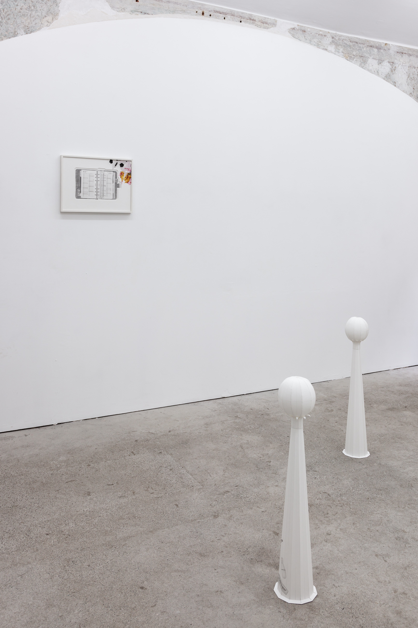 Lisa Sifkovits, Red-Letter Days, Installation view, Pech, Vienna, 2025